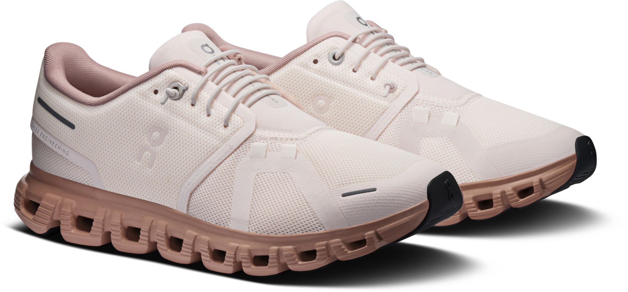 On Women's Cloud 6 Shoes product image