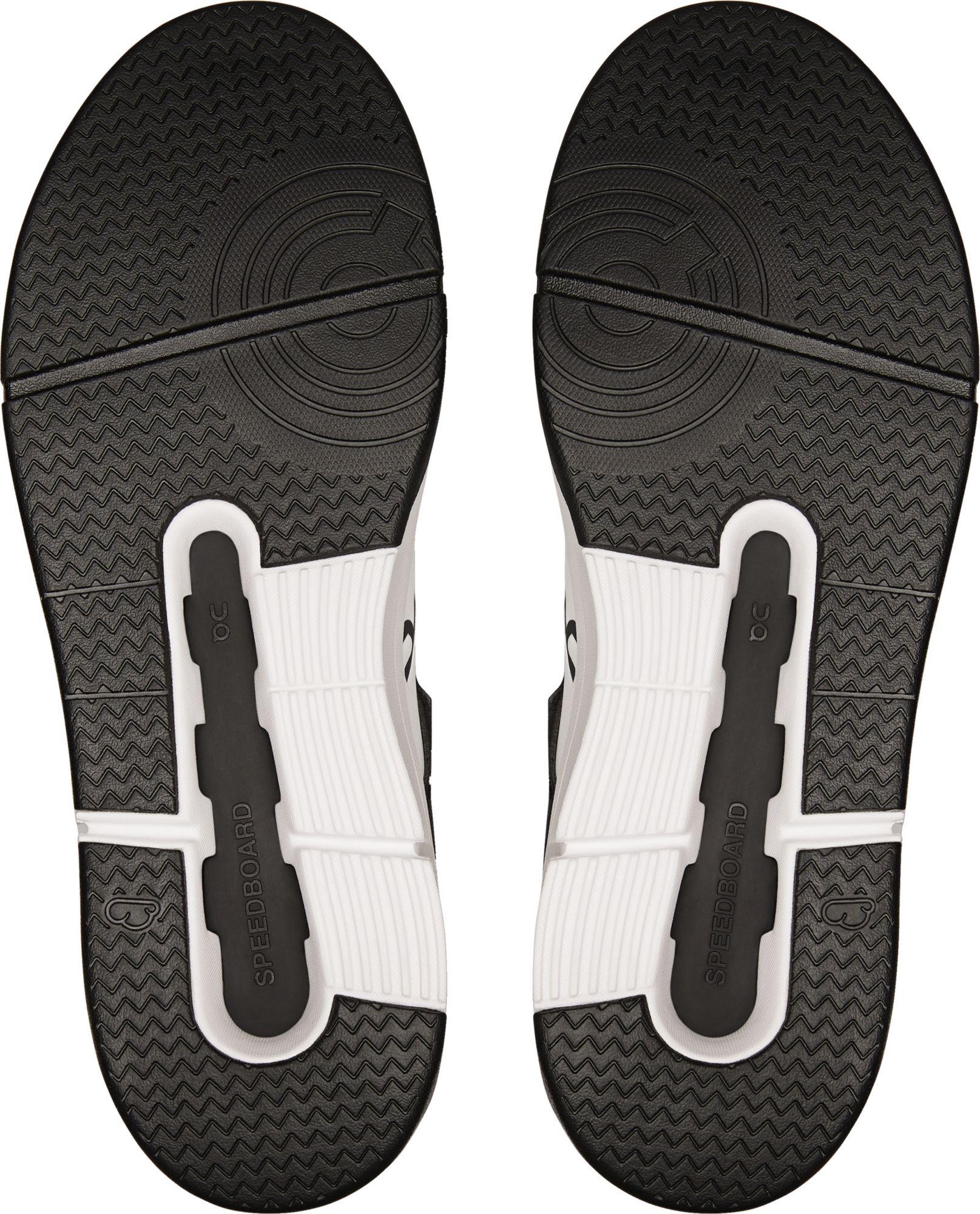 On Women's THE ROGER Clubhouse Shoes product image