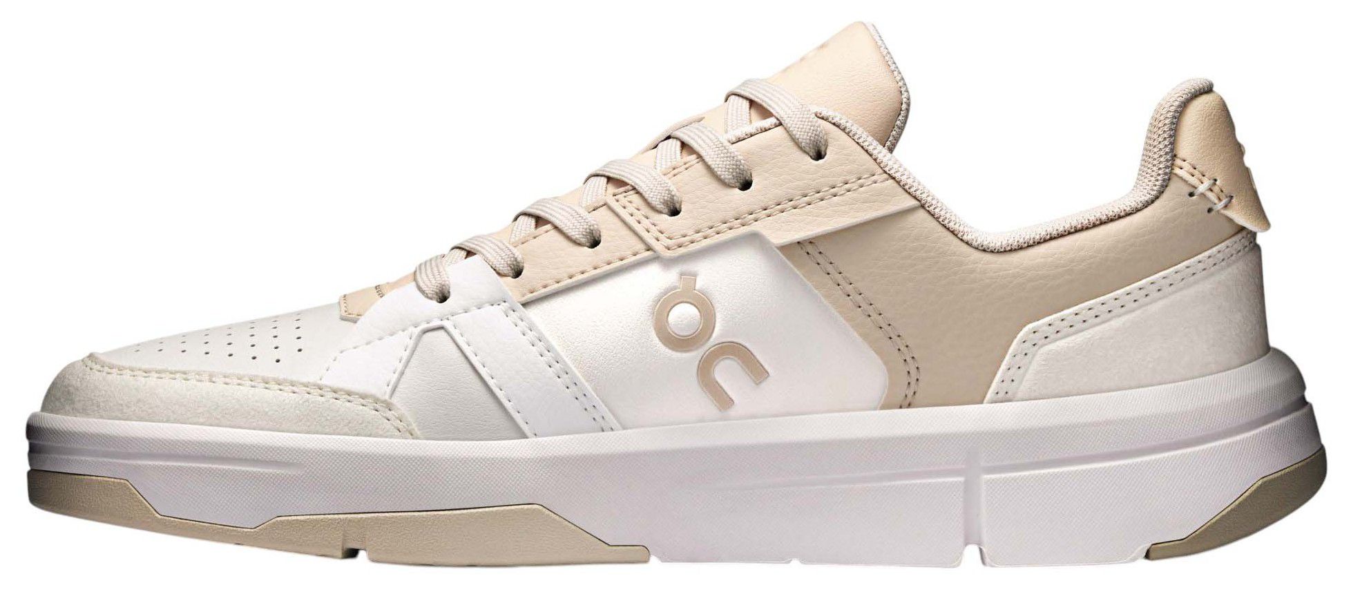 On Women's THE ROGER Clubhouse Shoes product image