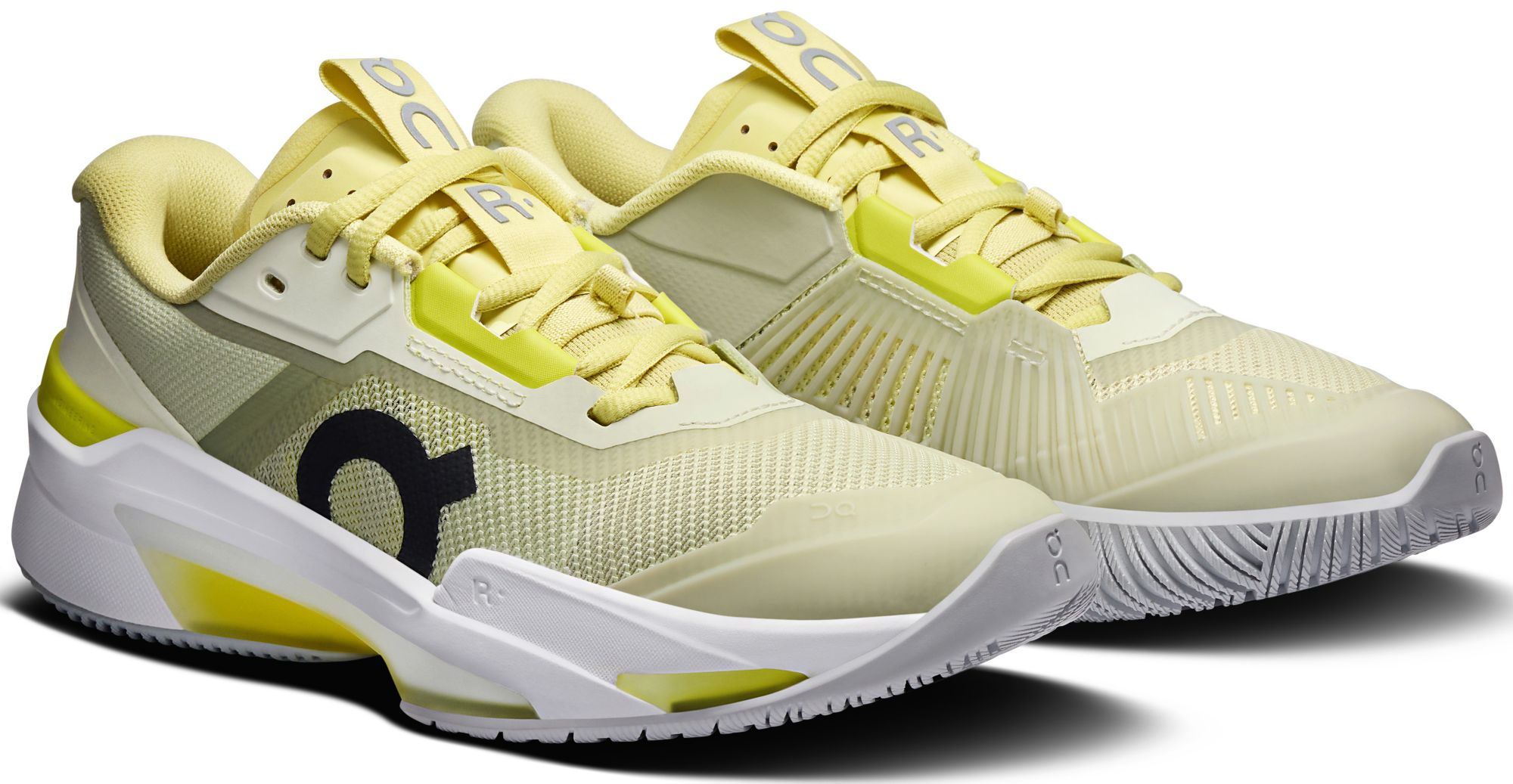 On Women's THE ROGER Pro Fire Tennis Shoes product image