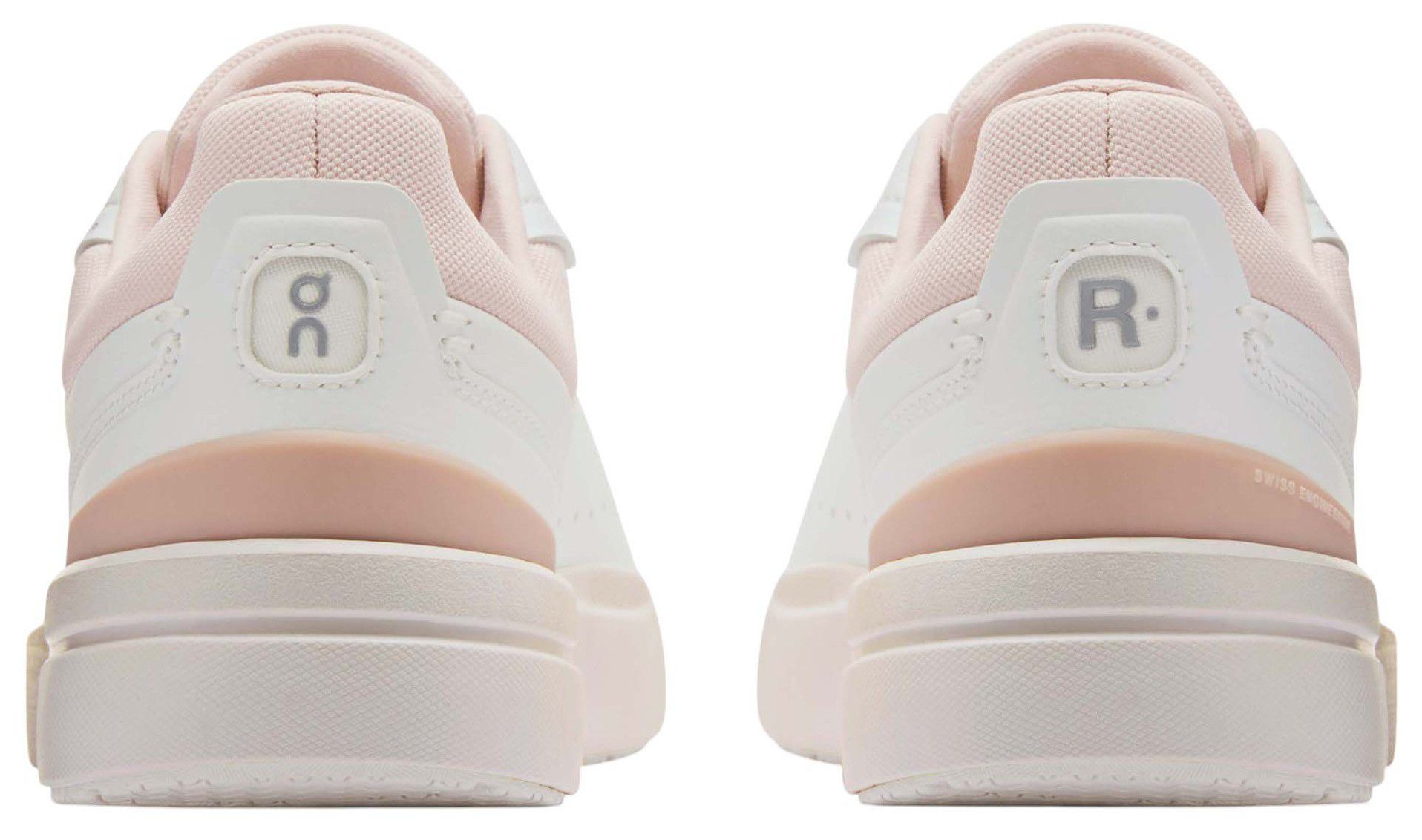 On Women's THE ROGER Advantage Shoes product image