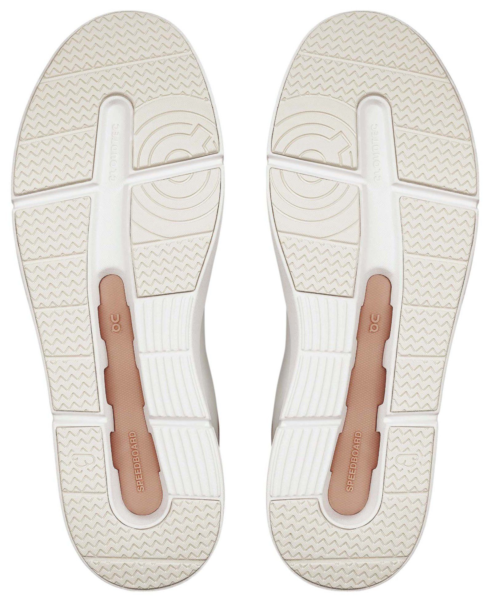 On Women's THE ROGER Advantage Shoes product image