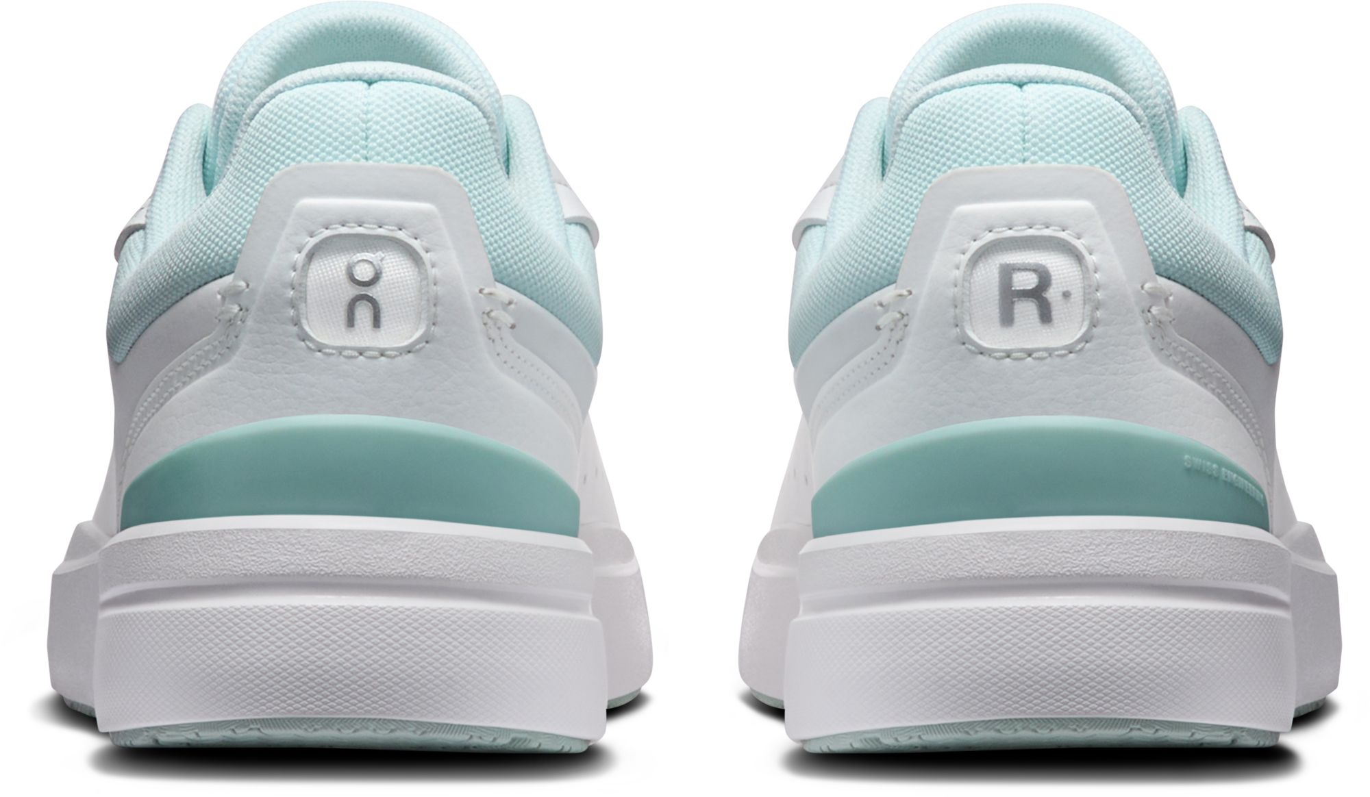 On Women's THE ROGER Advantage Shoes product image