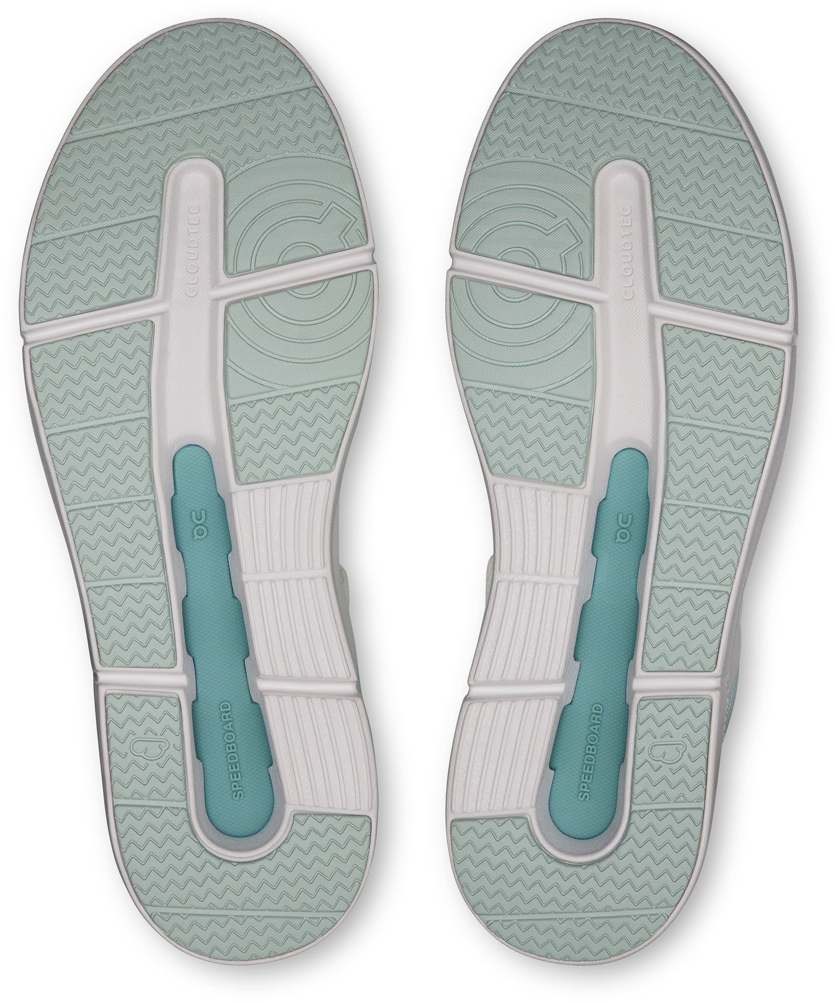 On Women's THE ROGER Advantage Shoes product image