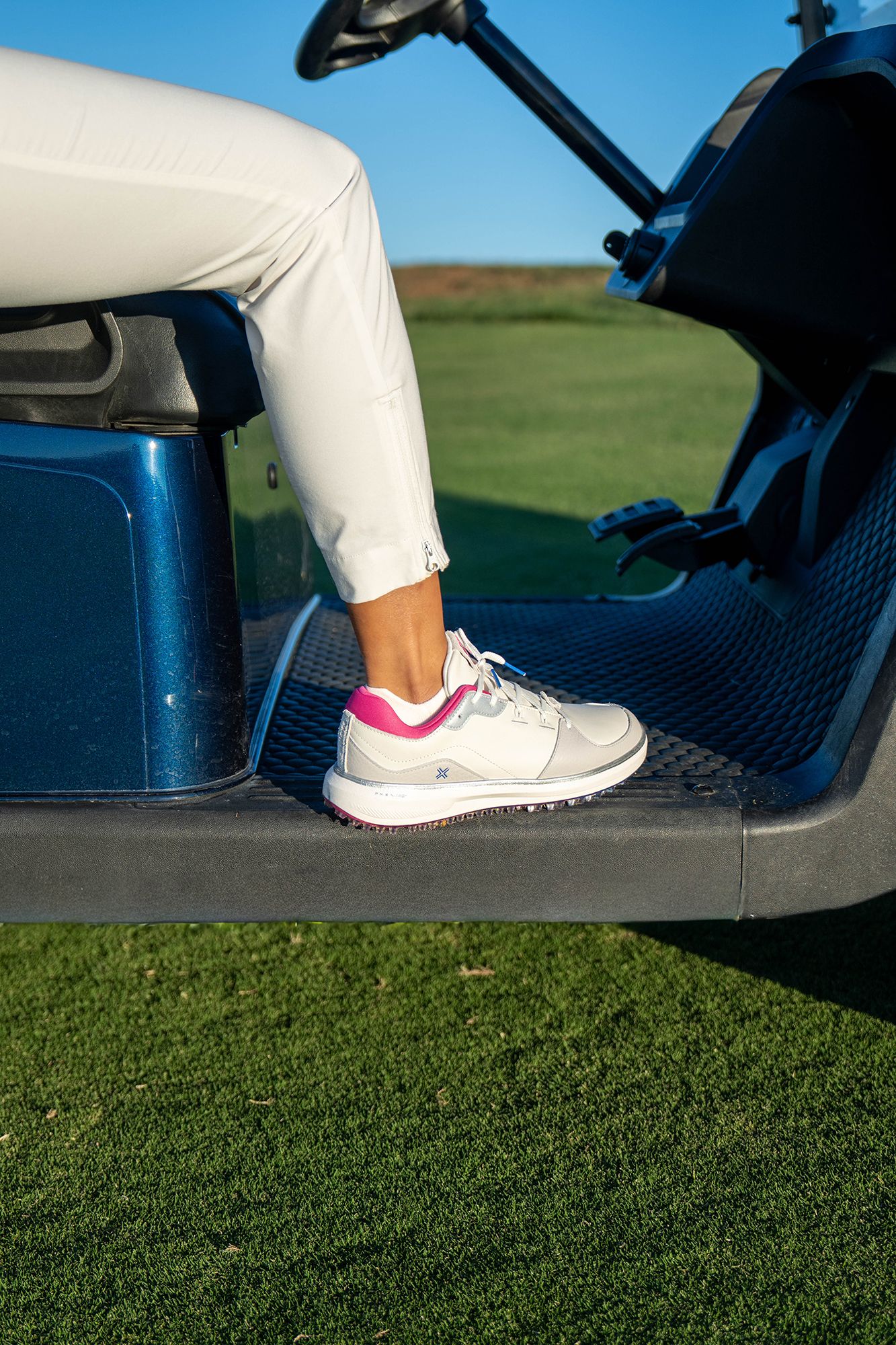 PAYNTR Golf Women's Sports Classic LE Golf Shoes product image