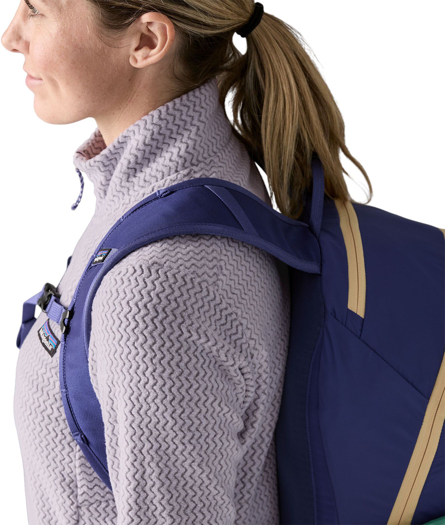 Patagonia Women's R1 Air 1/2-Zip Pullover product image