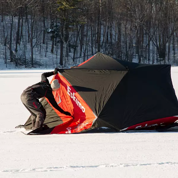 Eskimo Outbreak 650XD Limited, Pop-Up Portable Ice Fishing Shelter,  Insulated, Plaid, 5-Person to 7-Person 44650 - The Home Depot