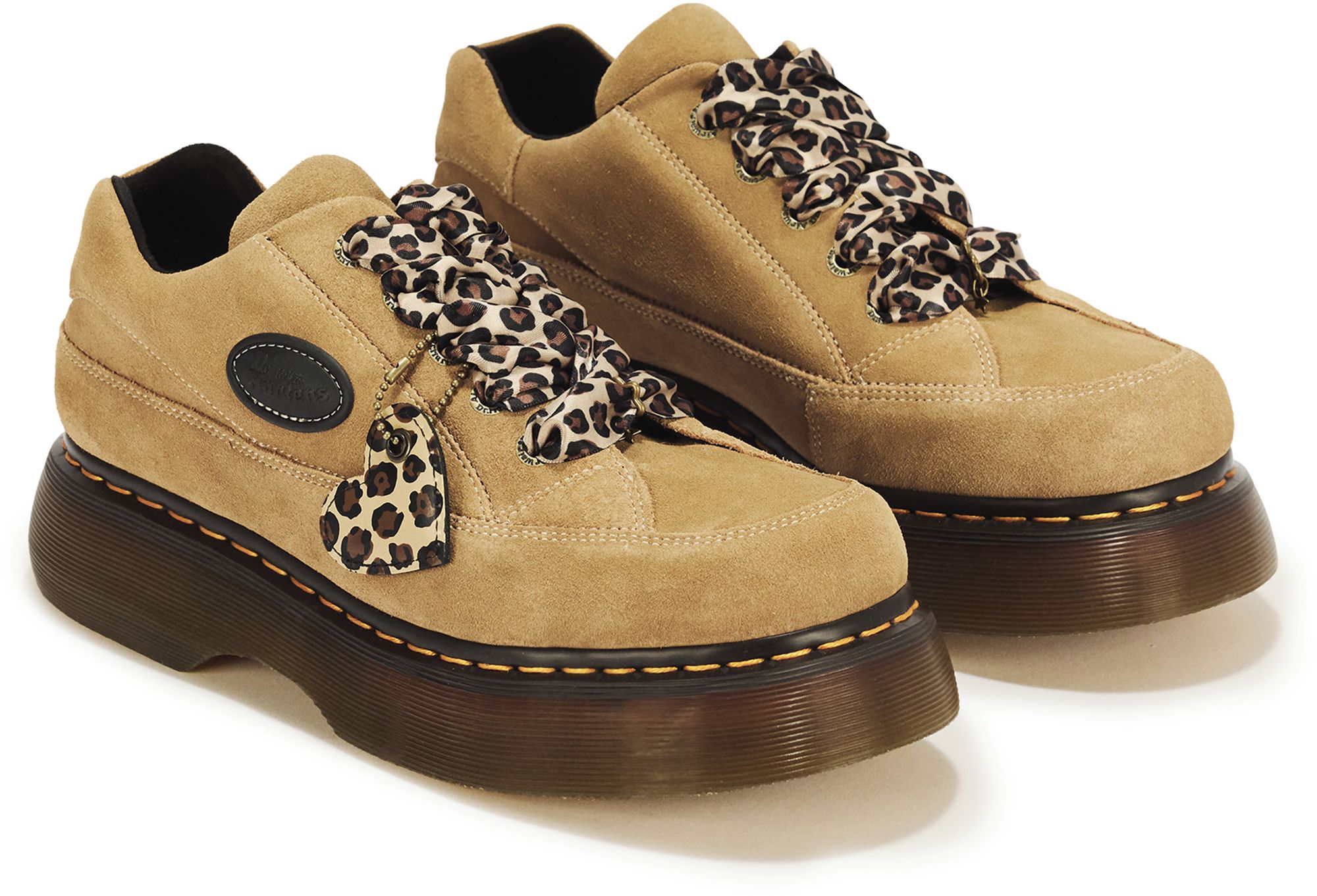 Dr. Martens Women's Buzz 5-Eye Shoes product image