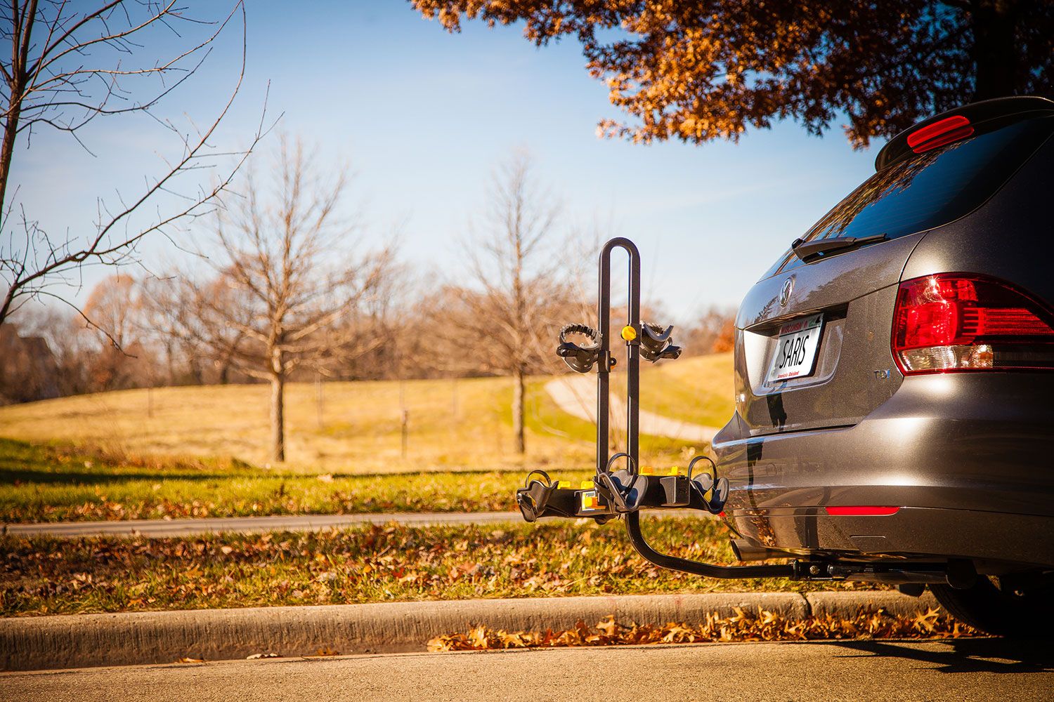 Saris Freedom Cuscino Transport System 2-Bike Hitch Rack product image