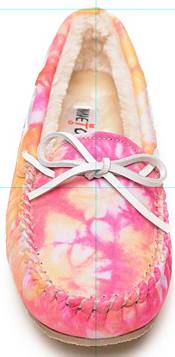 Minnetonka Women's Carrie Tie Dye Slippers product image
