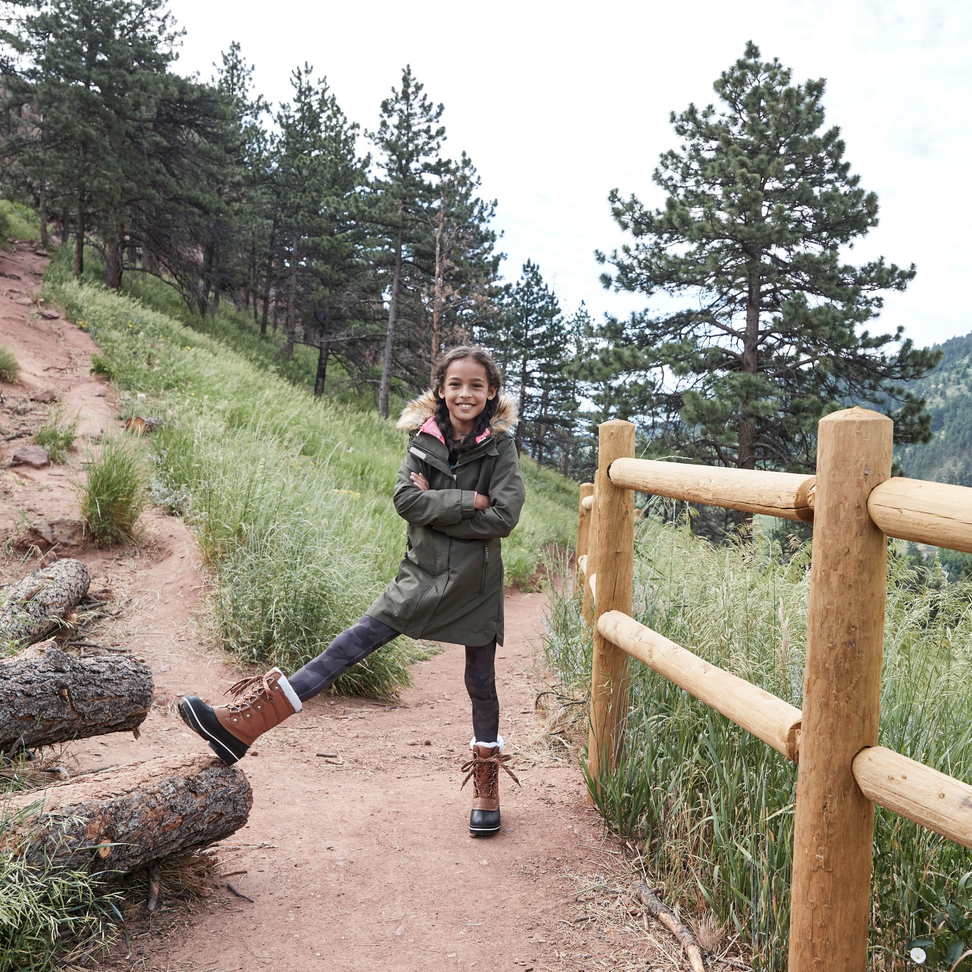 DSG Kids' Powder 200g Winter Boots product image