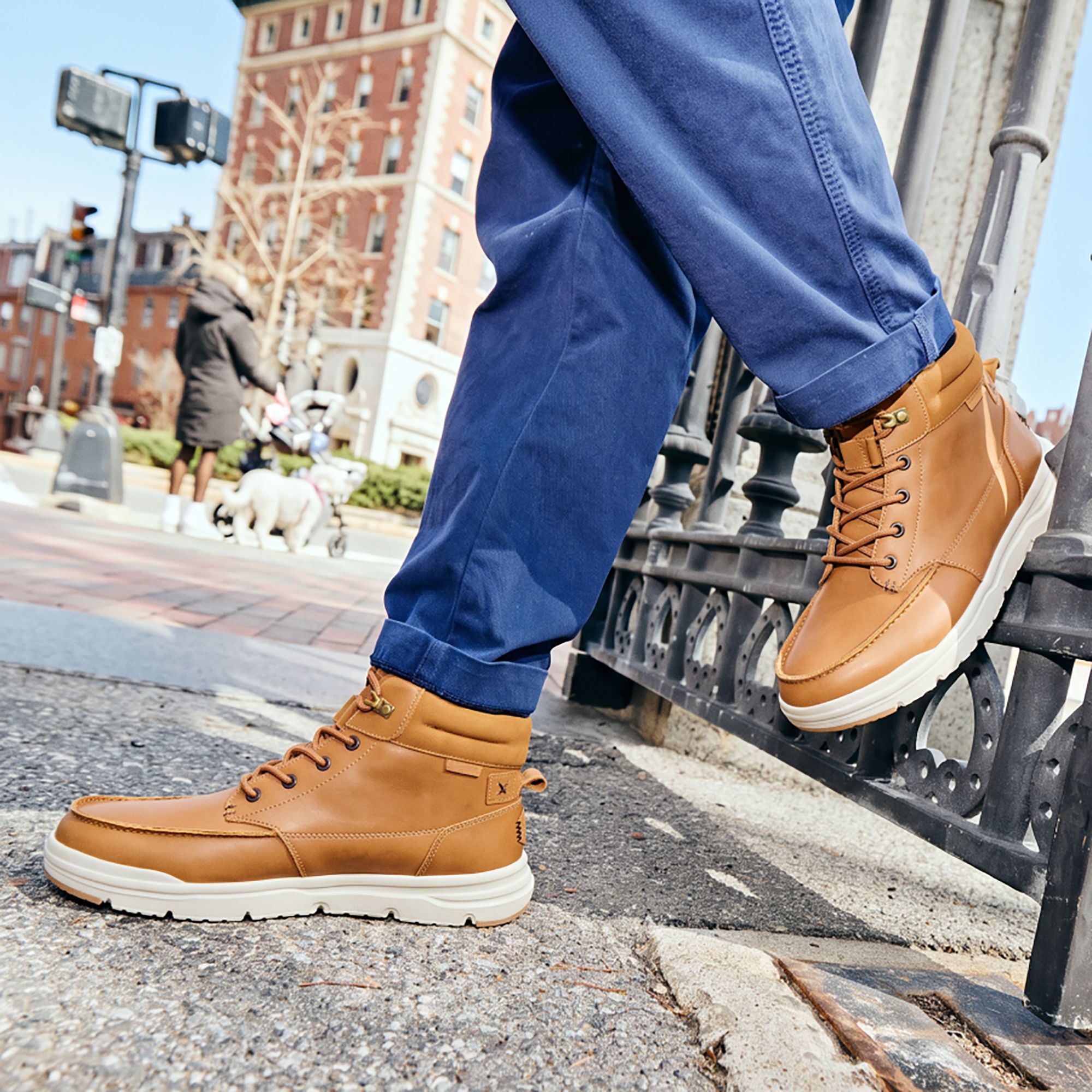 Hey Dude Men's Bradley II Leather Boots product image