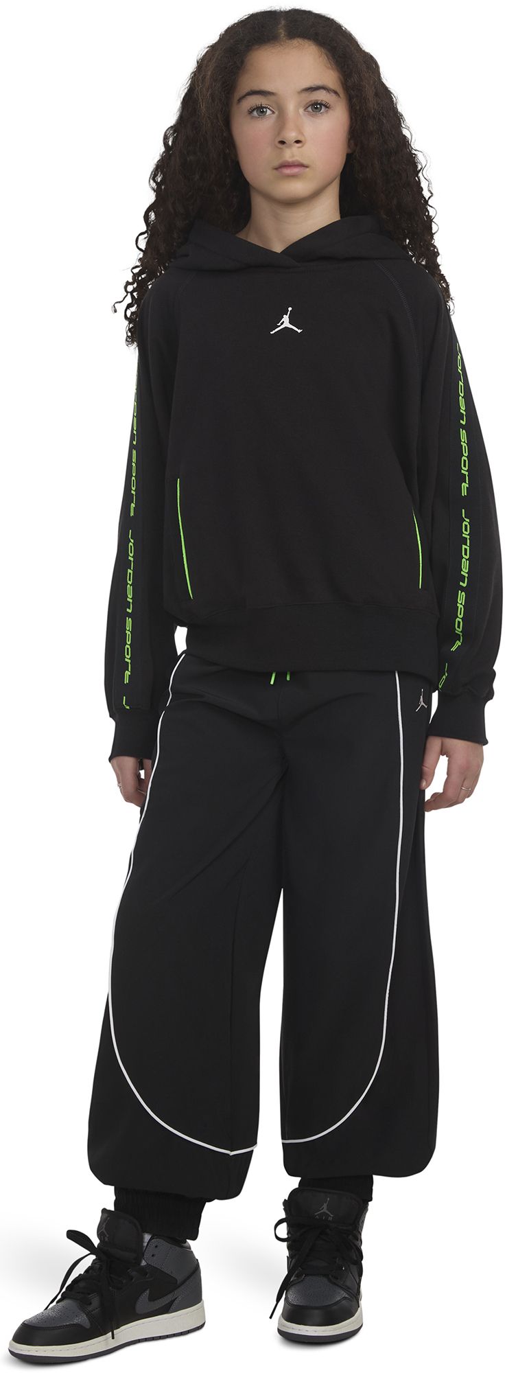 Jordan Girls' Pullover Hoodie product image