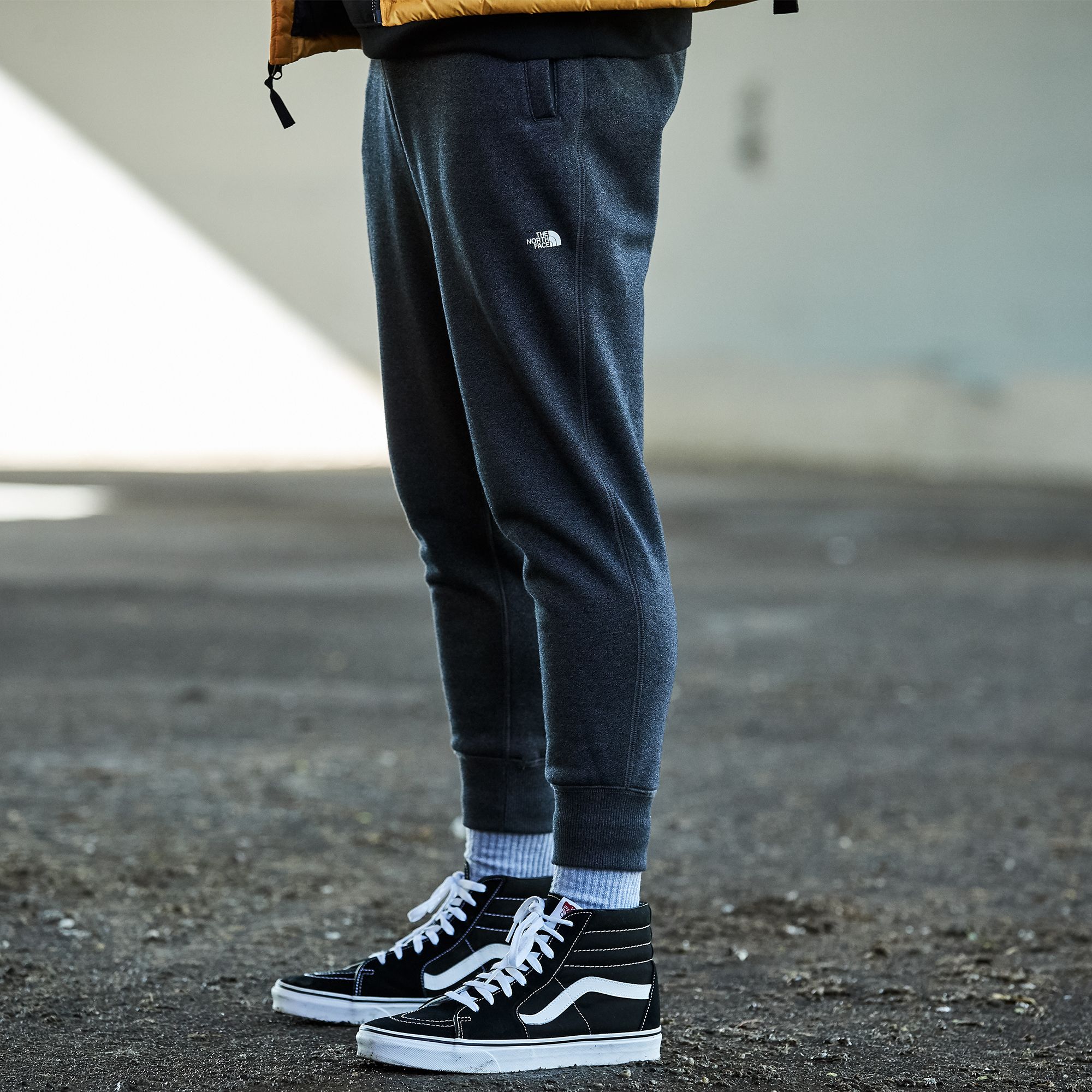 north face modern jogger