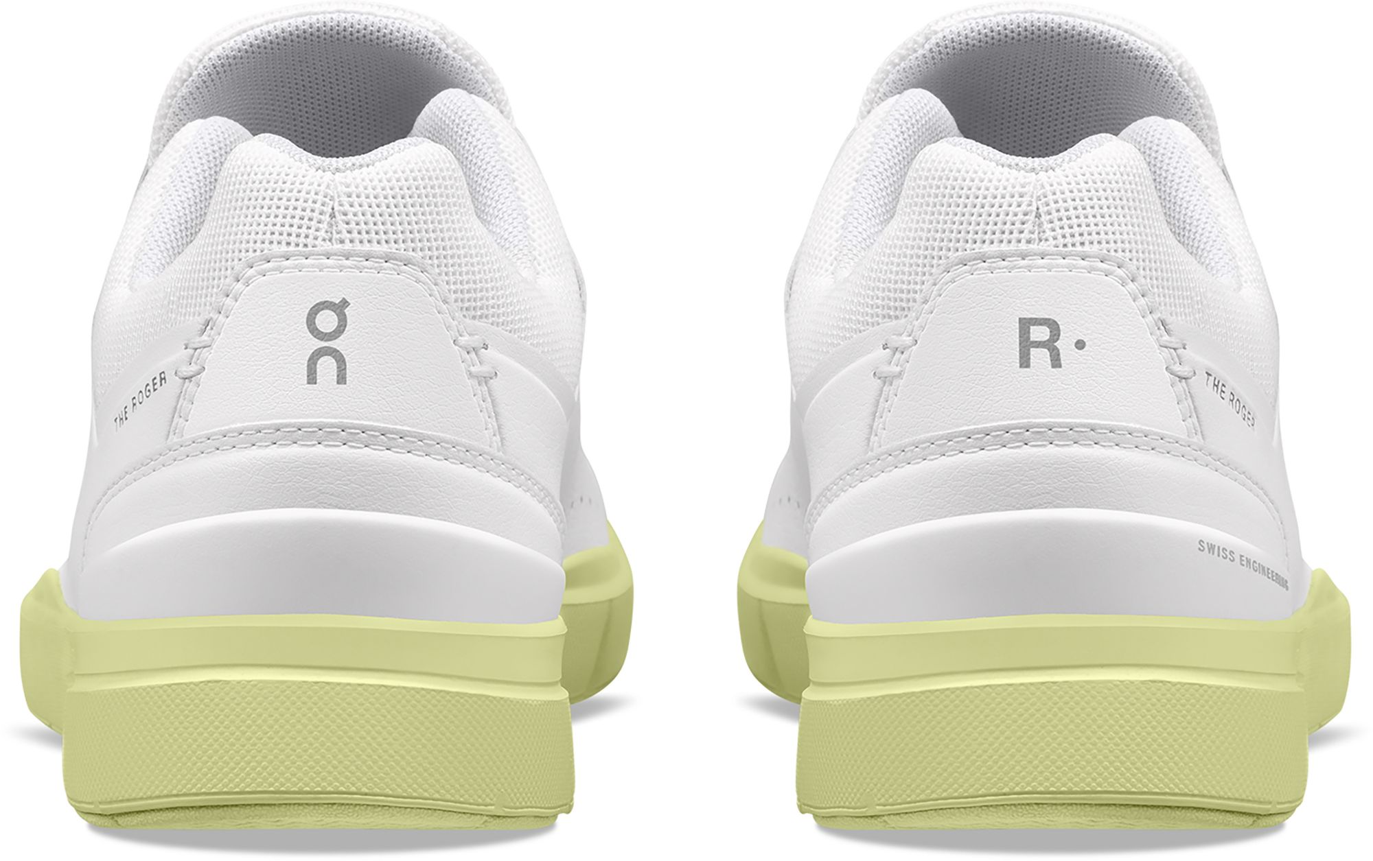 On Women's THE ROGER Advantage Shoes product image