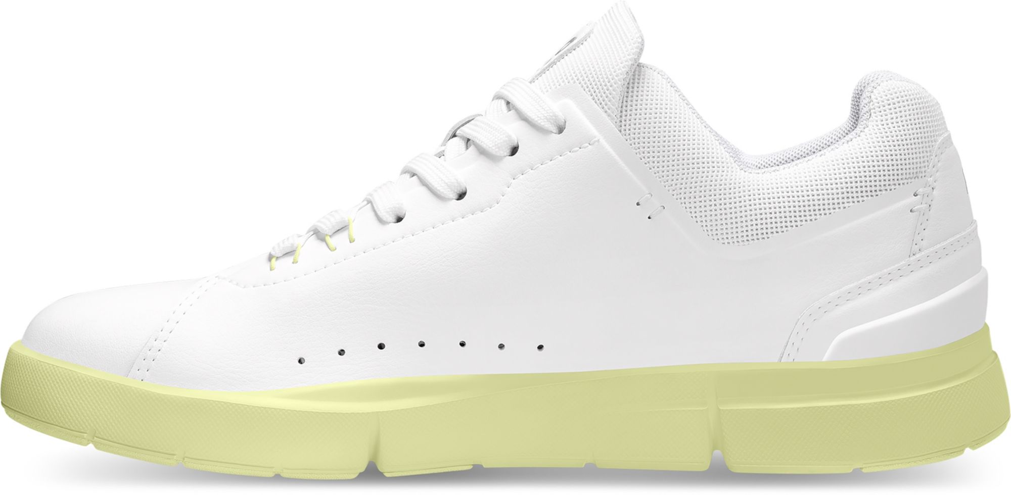 On Women's THE ROGER Advantage Shoes product image