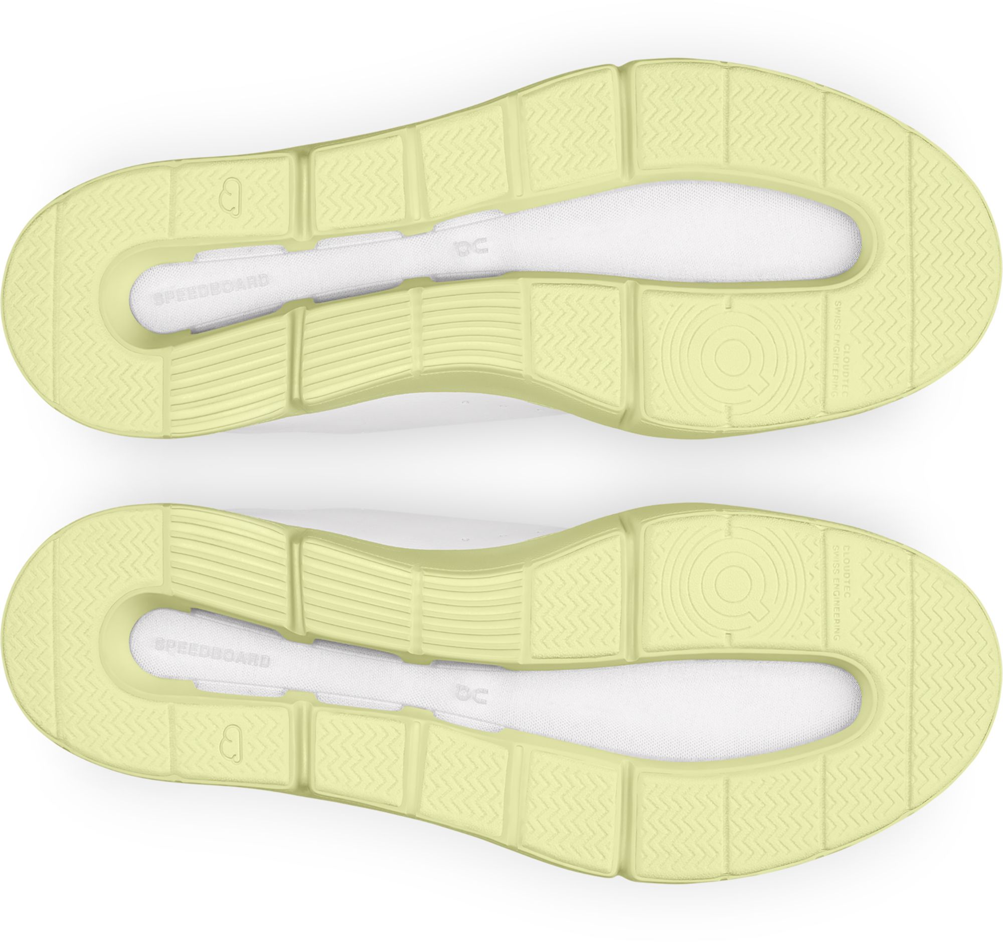 On Women's THE ROGER Advantage Shoes product image
