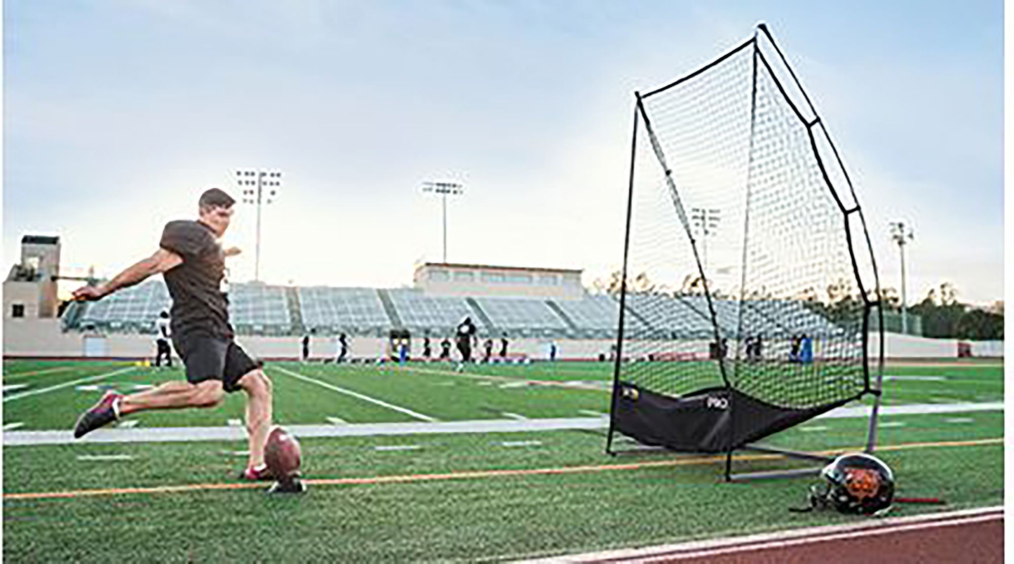SKLZ 4-in-1 Universal Kicking Tee product image
