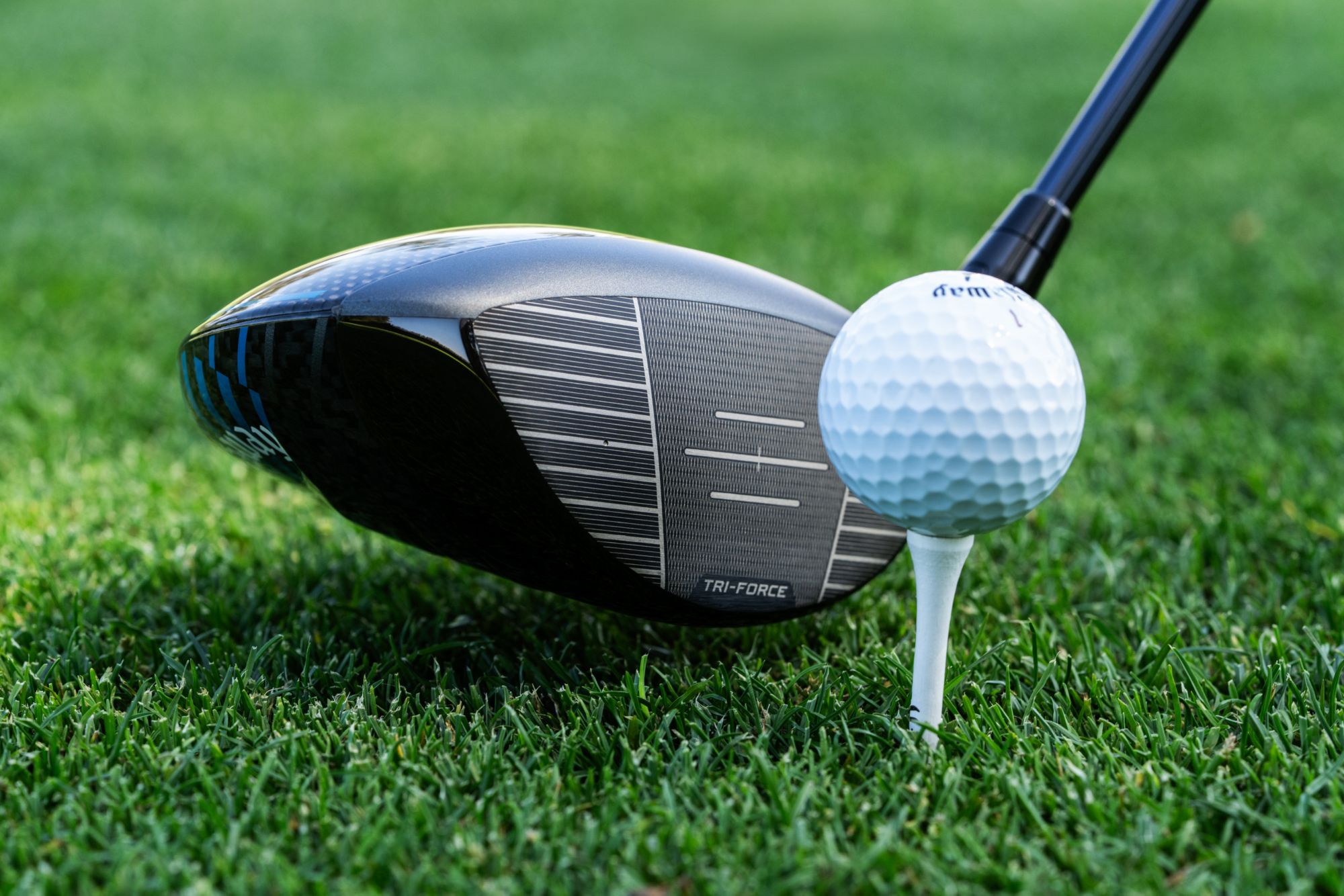 Callaway Quantum Triple Diamond Max Stadium Glow Driver product image