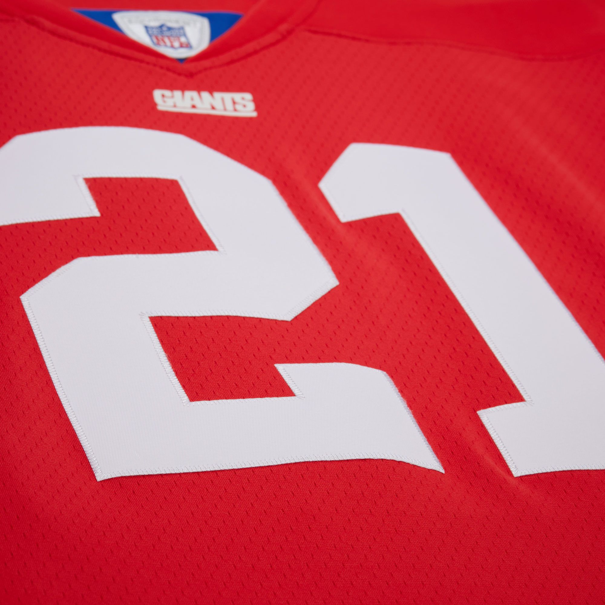 Mitchell & Ness Men's New York Giants Tiki Barber #21 Red 2004 Replica Football Jersey product image
