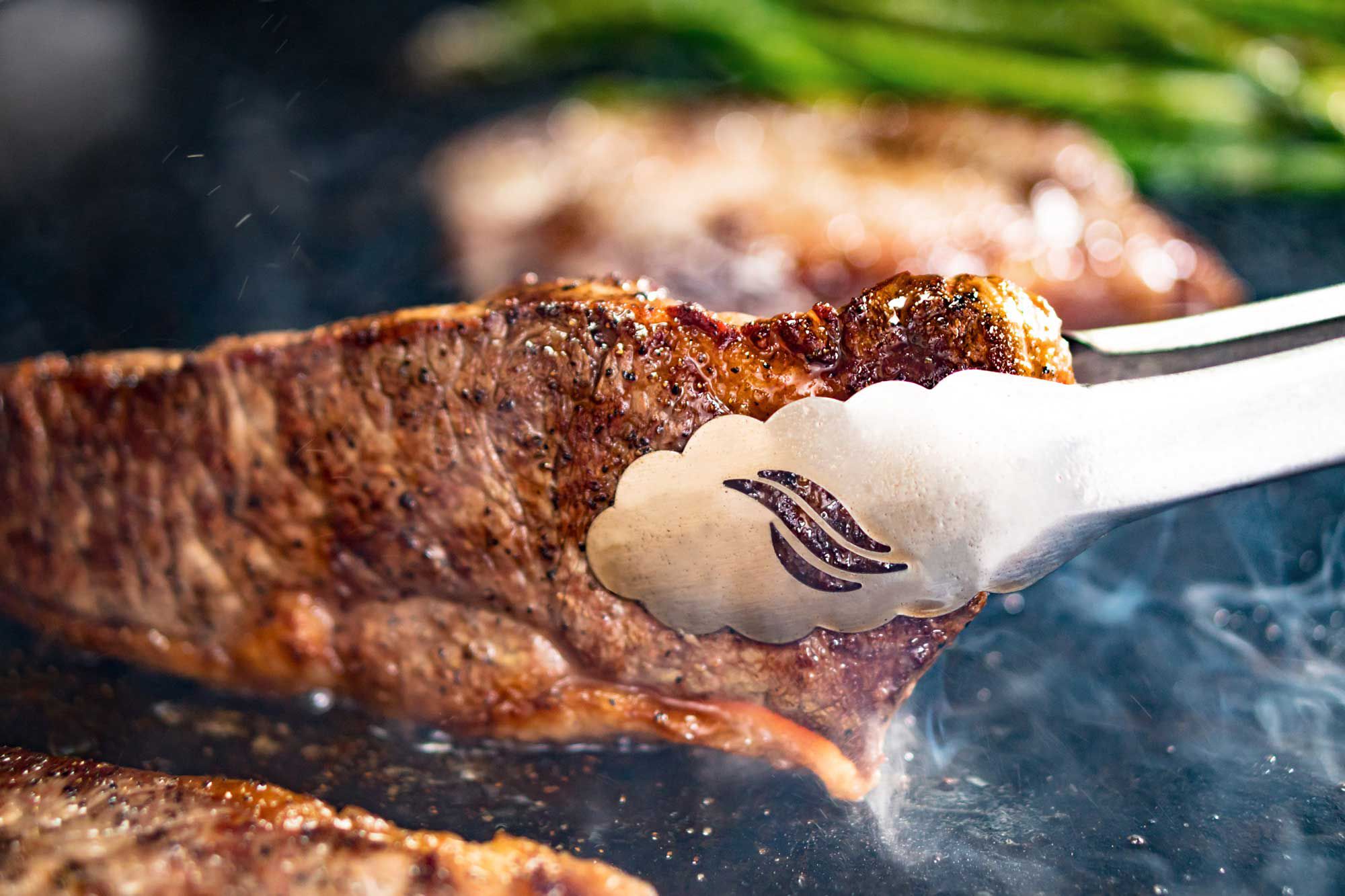 Blackstone Deluxe 14" Tongs product image