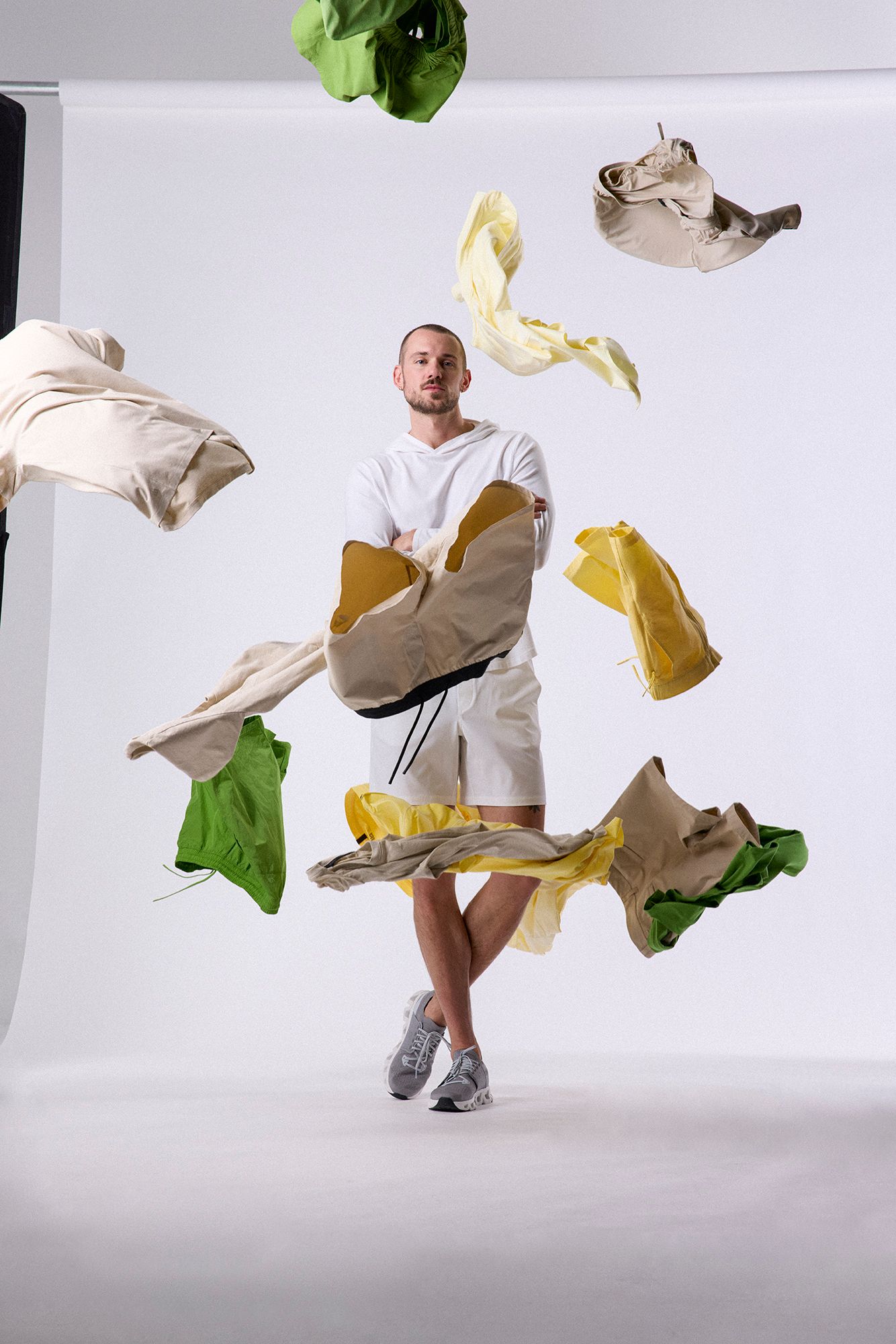 VRST Men's 5" Accelerate Running Brief Short product image