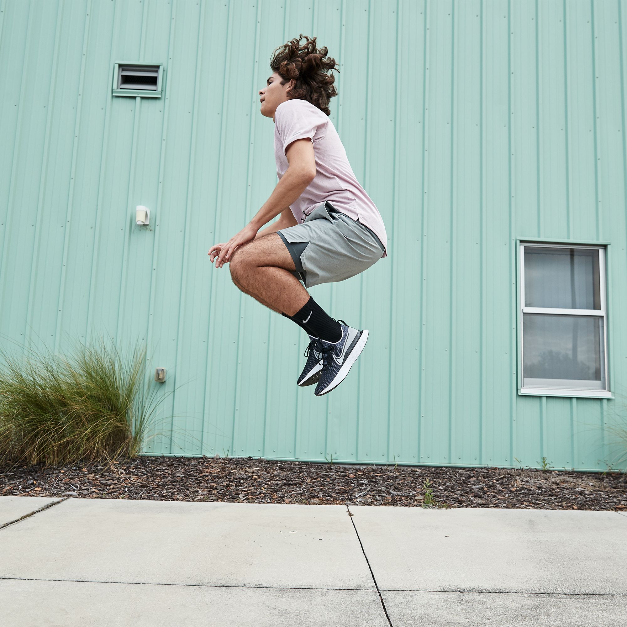 Nike Men's React Infinity Run Flyknit Running Shoes product image