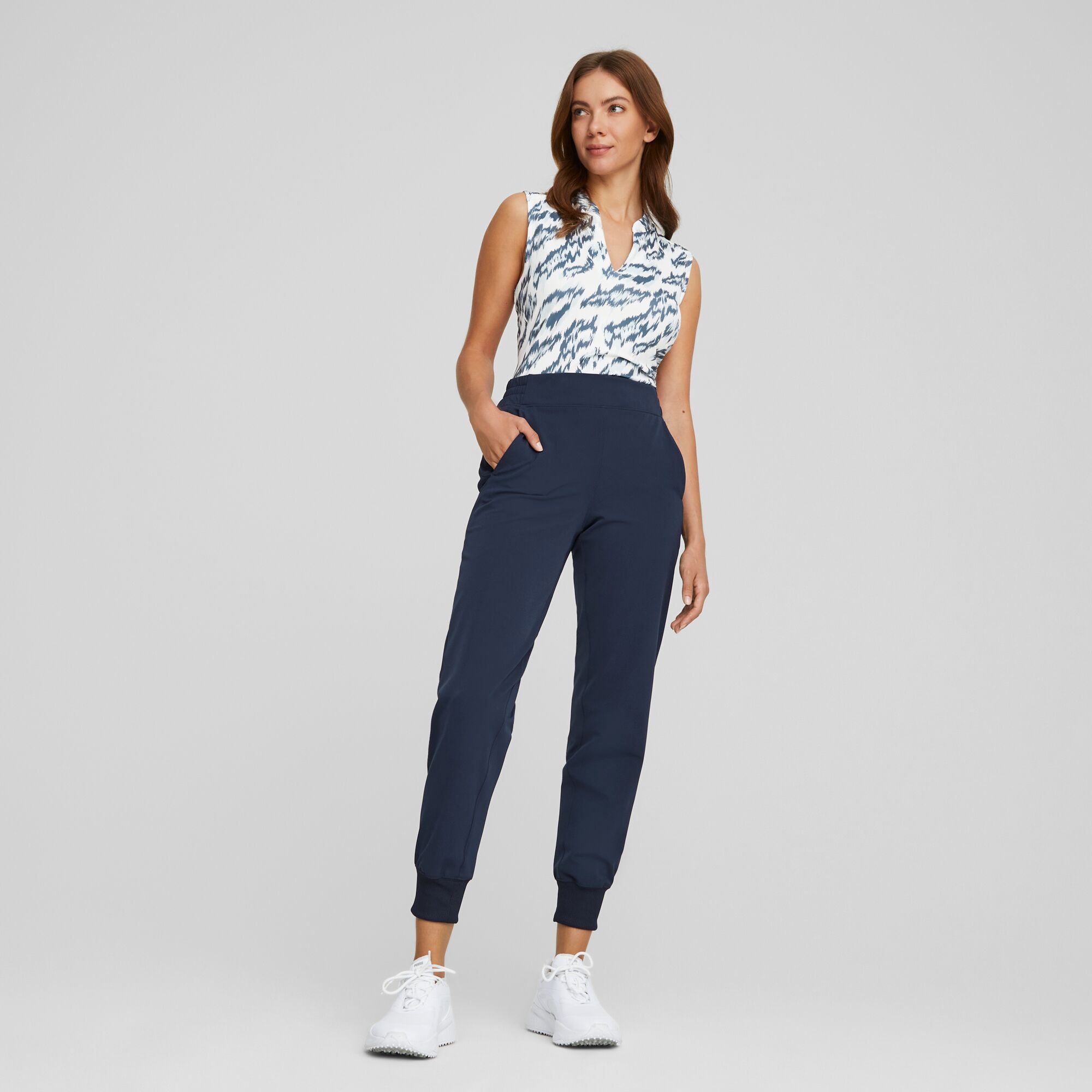 PUMA Women's Pierview Golf Joggers product image