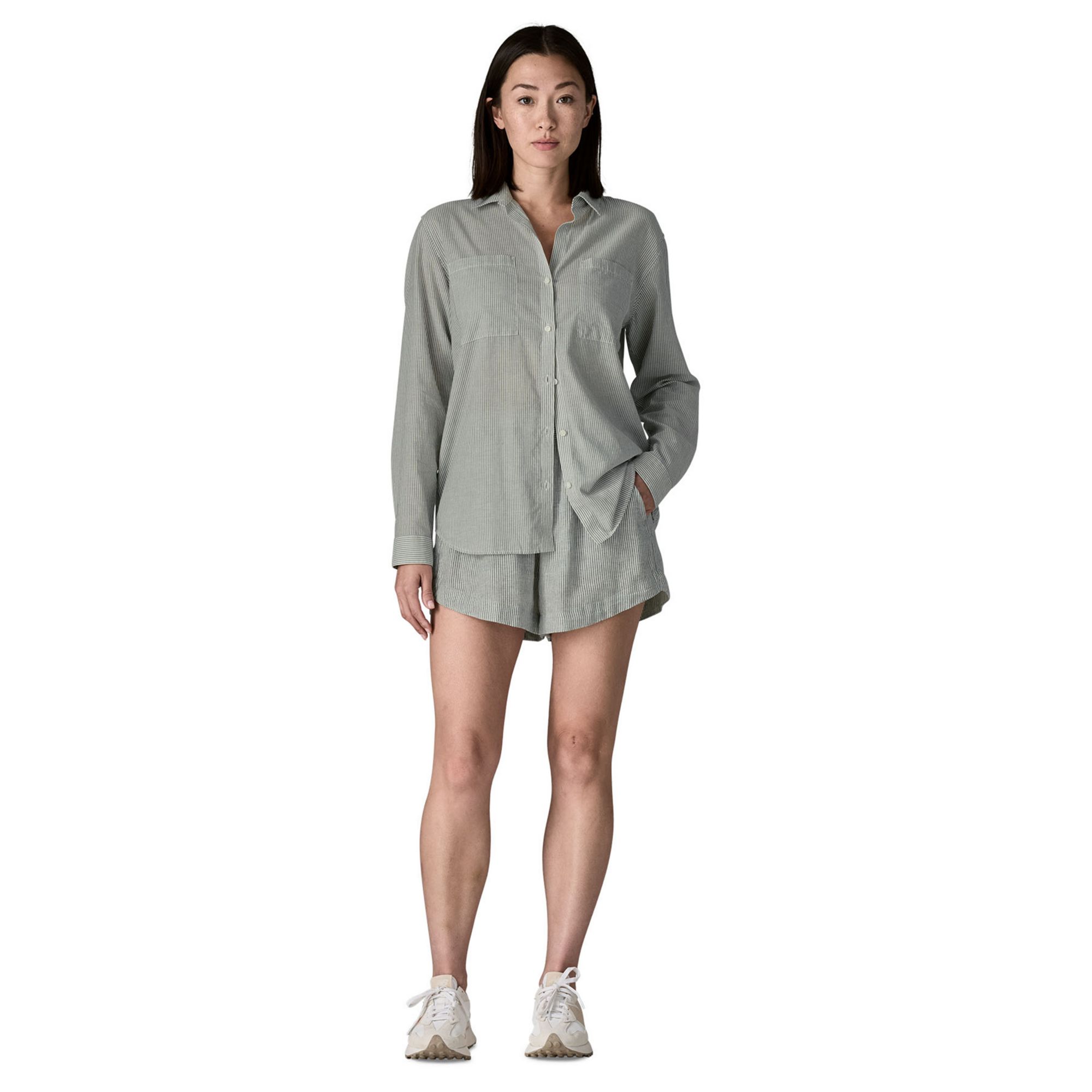 Patagonia Women's Lightweight A/C Buttondown product image