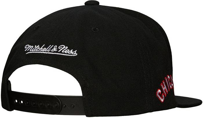 Chicago White Sox Black Mitchell & Ness MLB Evergreen Snapback Hat