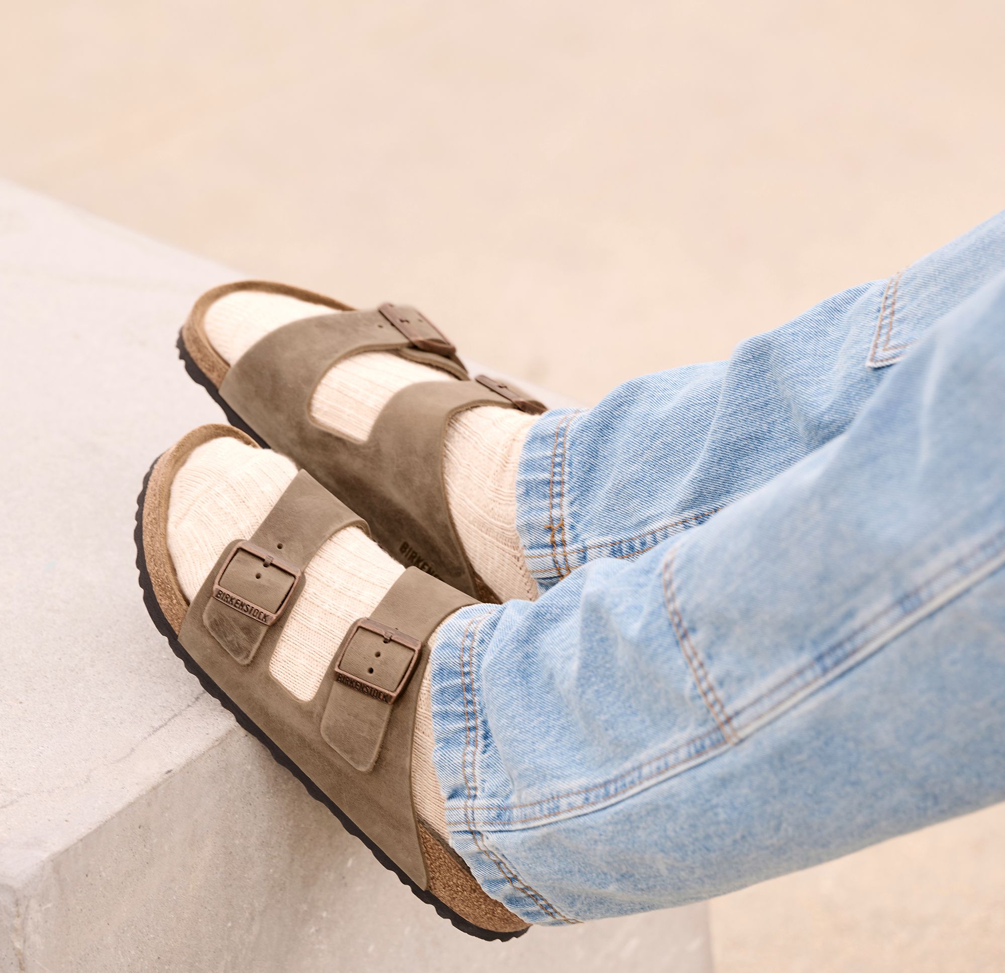 Birkenstock Men's Arizona Soft Footbed Sandals product image