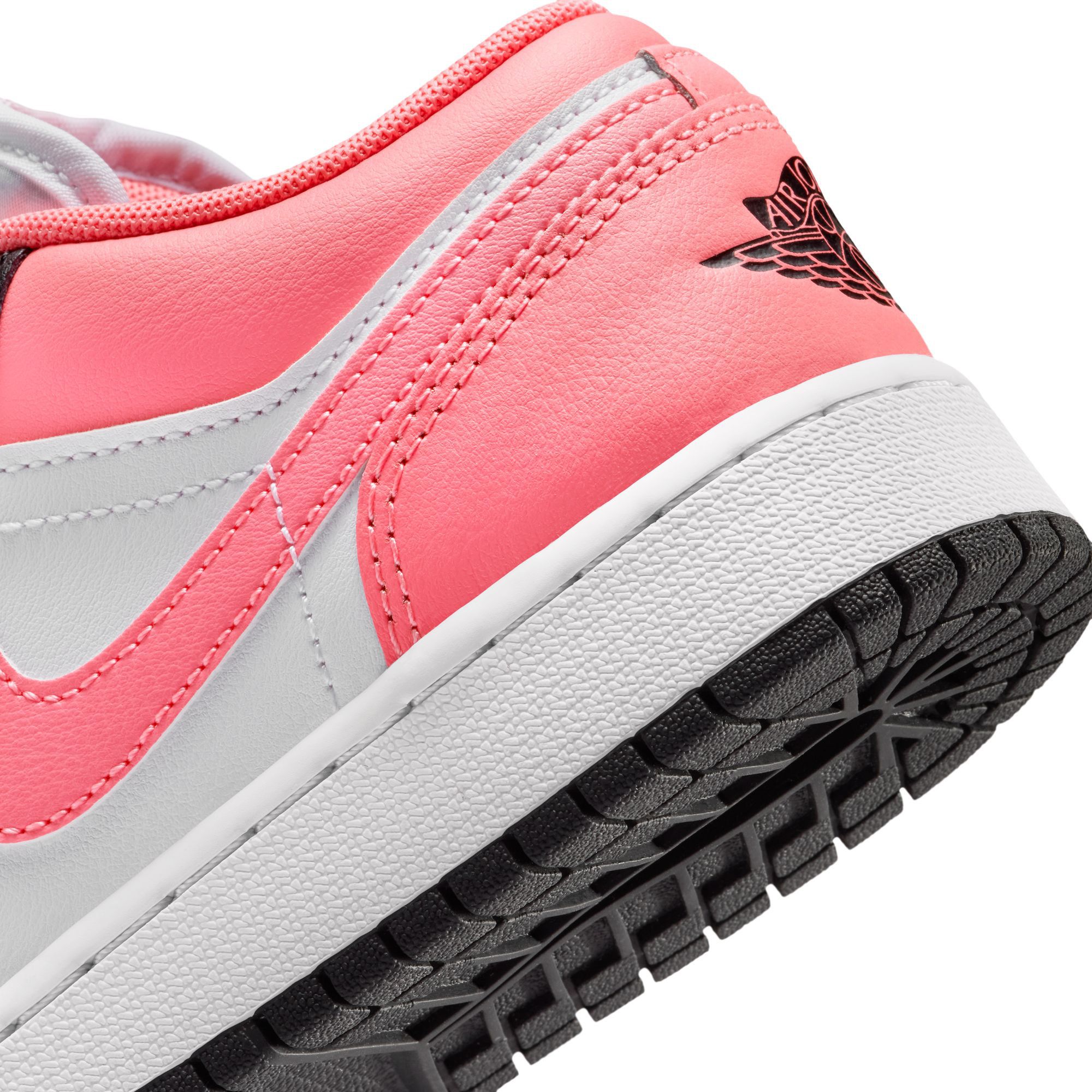 Jordan Kids' Grade School Air Jordan 1 Low Basketball Shoes product image