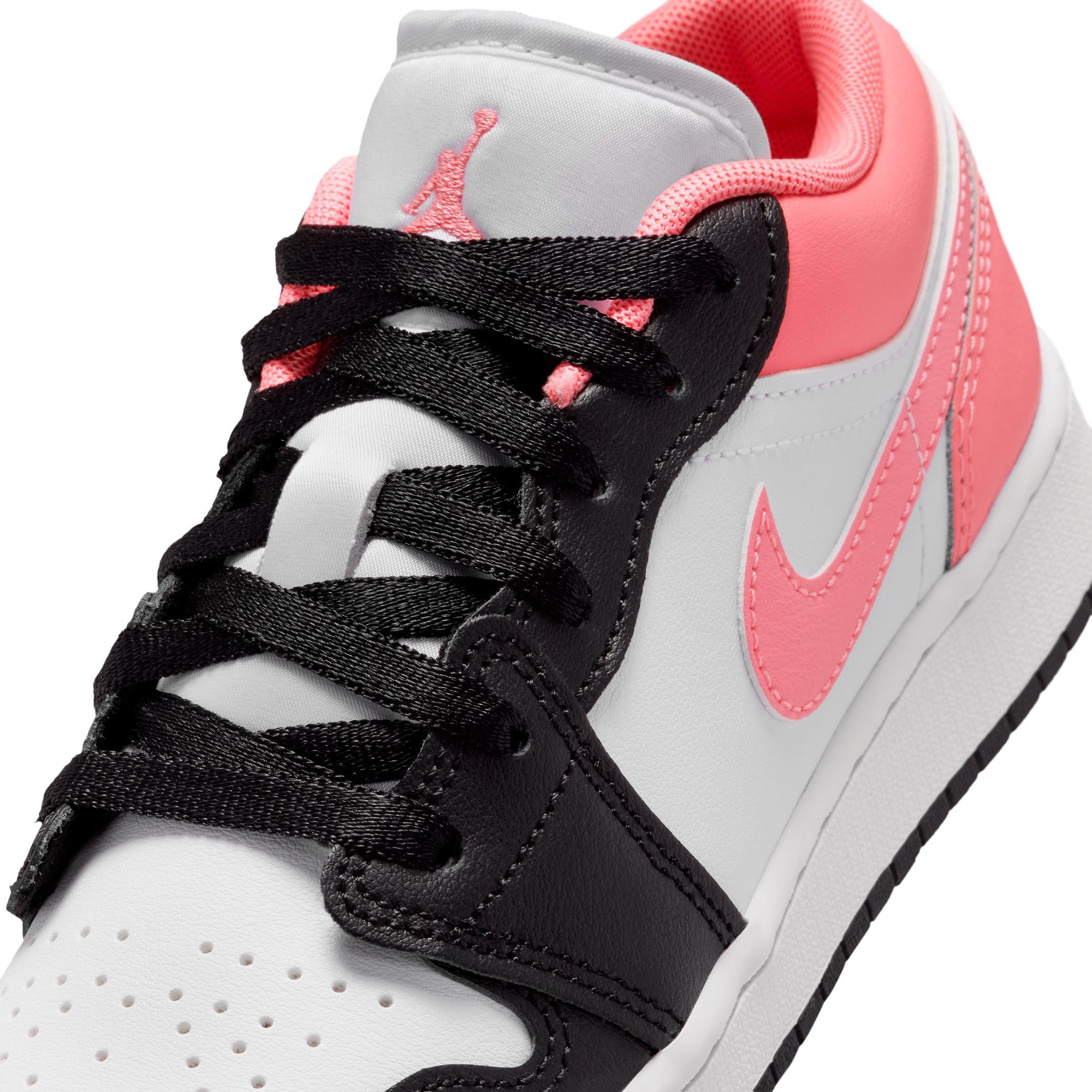 Jordan Kids' Grade School Air Jordan 1 Low Basketball Shoes product image