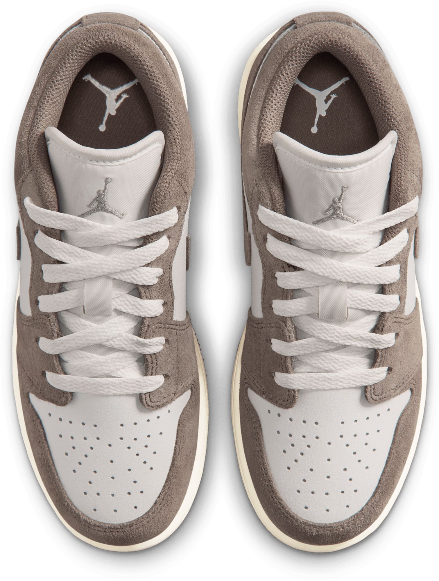 Jordan Kids' Grade School Air Jordan 1 Low Basketball Shoes product image