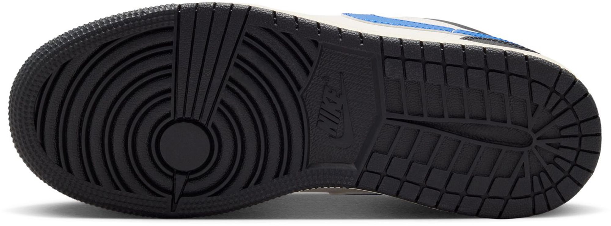 Jordan Kids' Grade School Air Jordan 1 Low Basketball Shoes product image