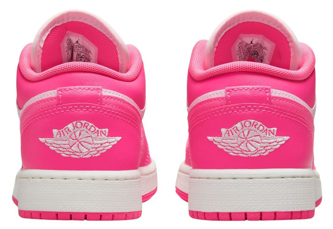 Jordan Kids' Grade School Air Jordan 1 Low Basketball Shoes product image