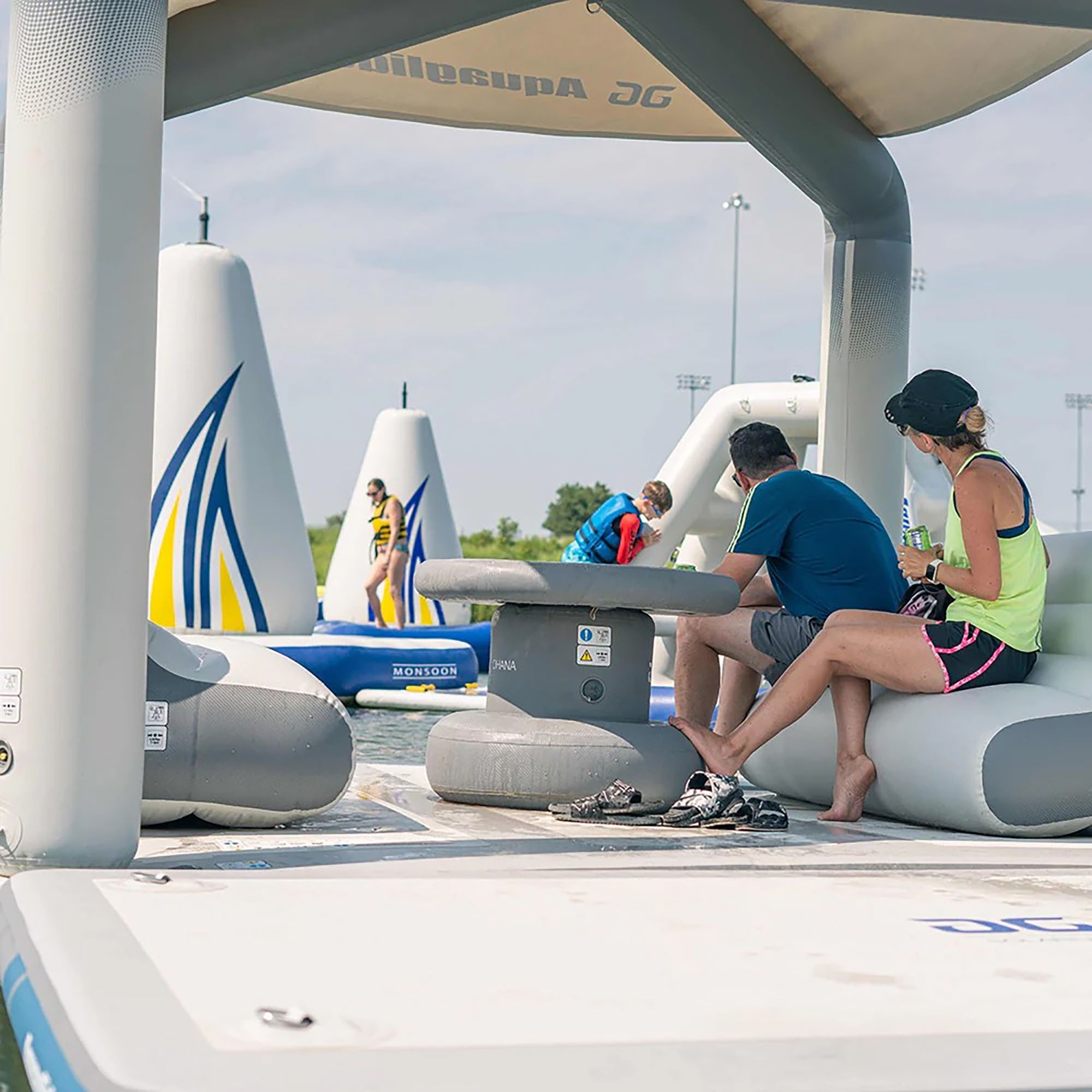 Aquaglide Ohana Lounge product image