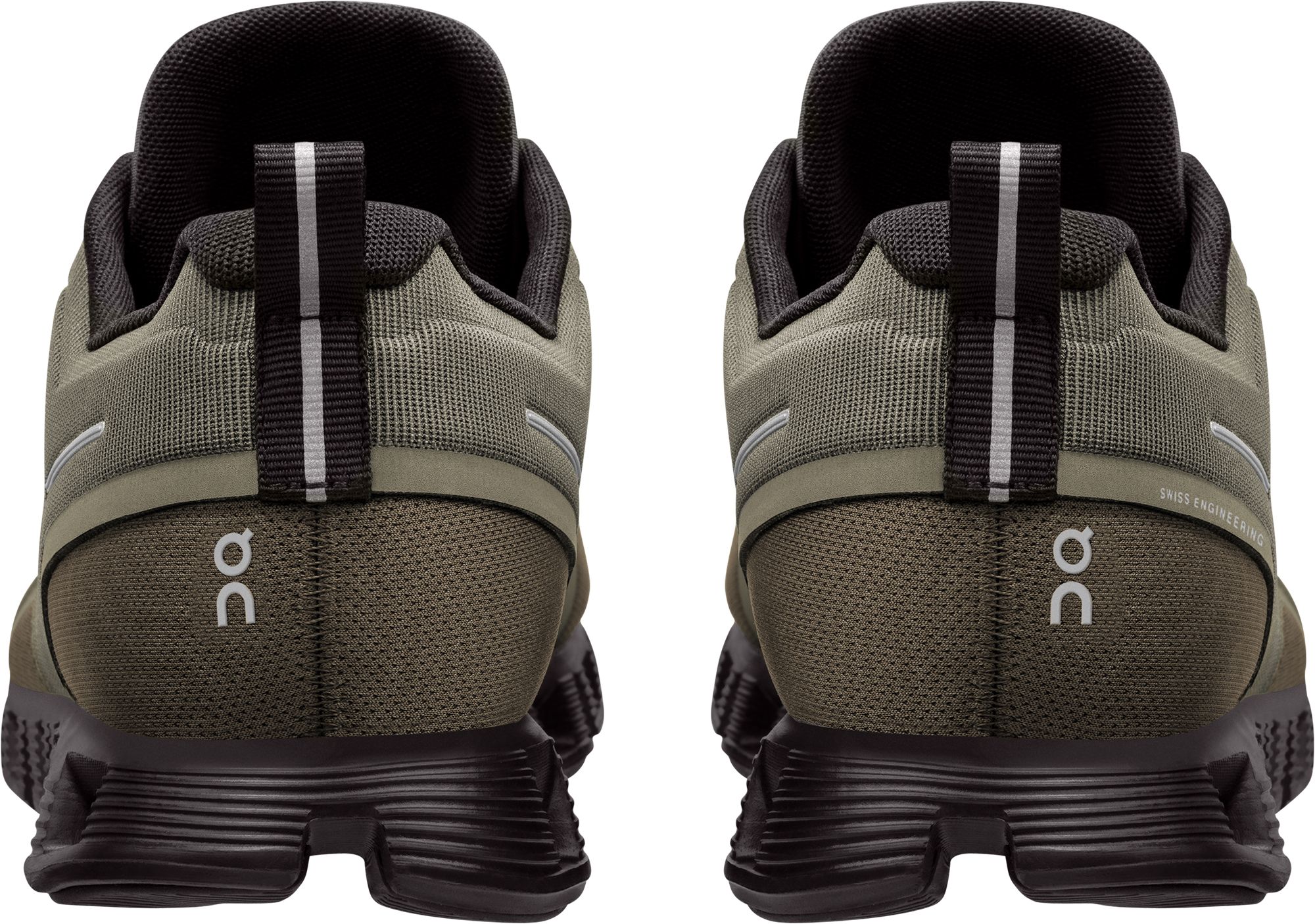 On Men's Cloud 5 Waterproof Shoes product image