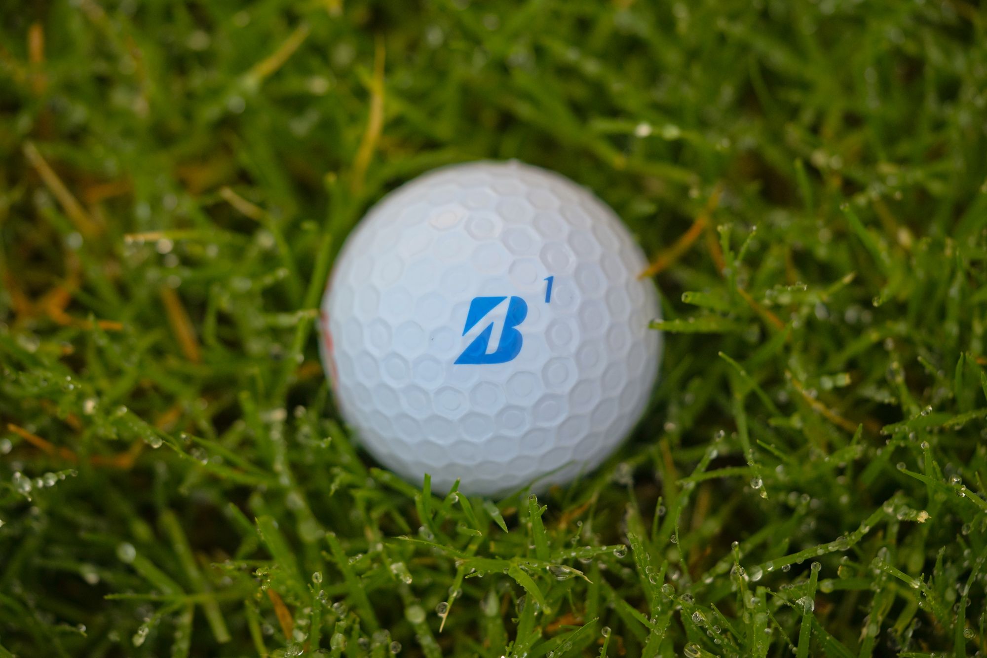 Bridgestone 2025 e12 Splash Golf Balls product image