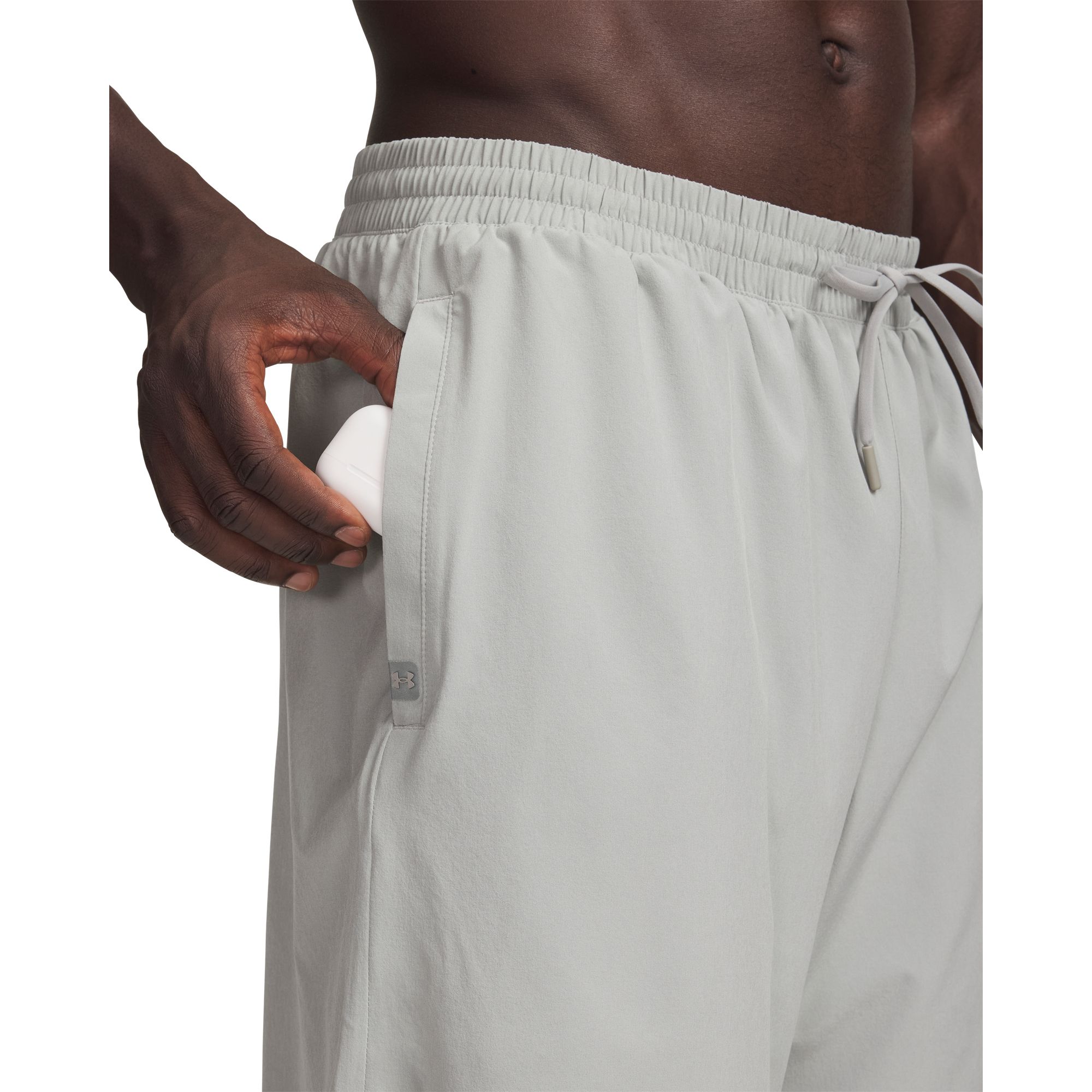 Under Armour Men's Meridian Woven 7" Shorts product image