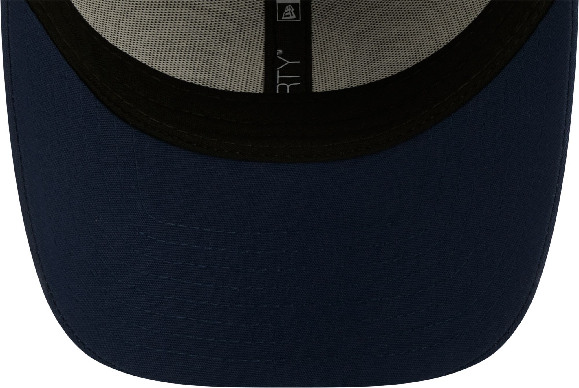 New Era Women's New England Patriots Logo Sleek 9Forty Adjustable Hat product image