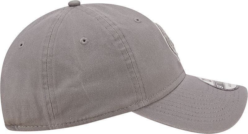 New Era Men's New York Yankees Grey Core Classic 9Twenty Adjustable Hat product image