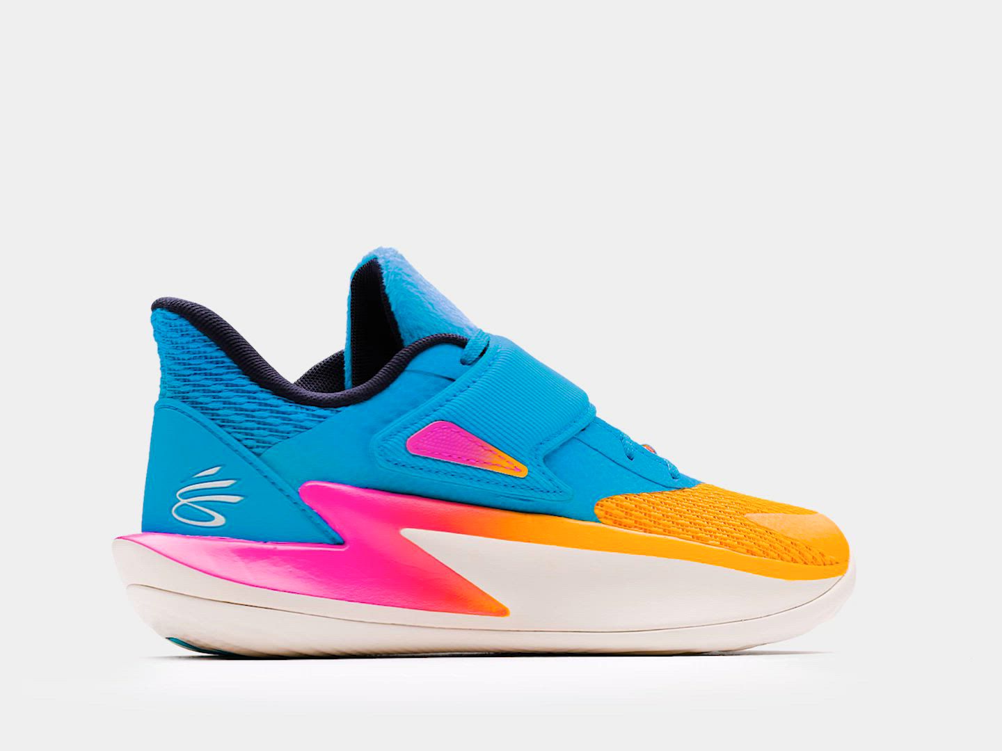 Under Armour Kids' Grade School D. Fox 2 'Hooptopia' Basketball Shoes product