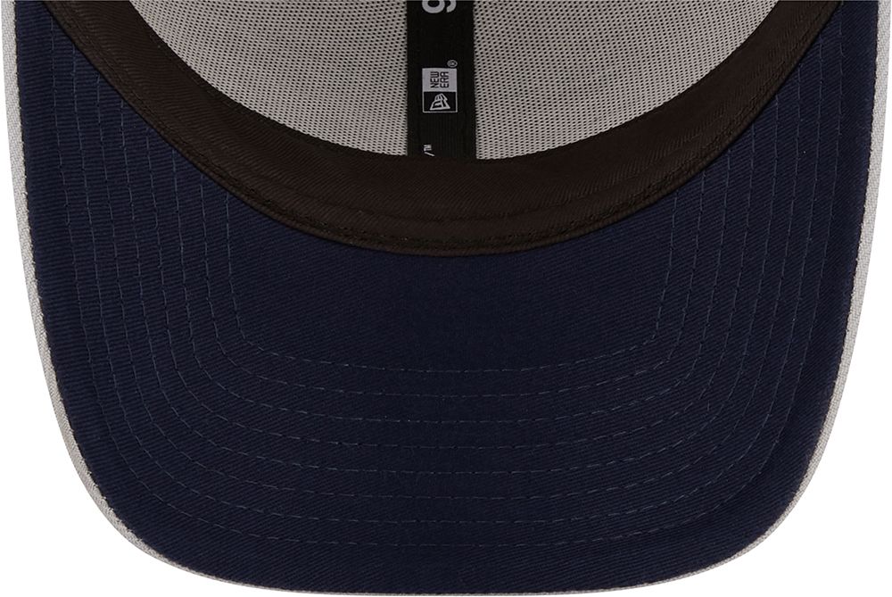 New Era Men's New England Patriots Outline 9Forty Grey Adjustable Hat product image