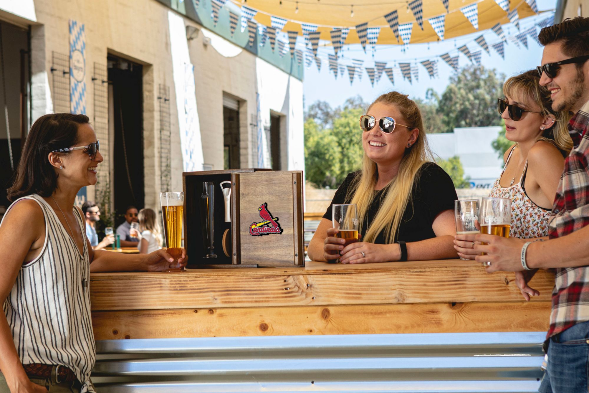 Picnic Time St. Louis Cardinals Pilsner Craft Beer Gift Set product image