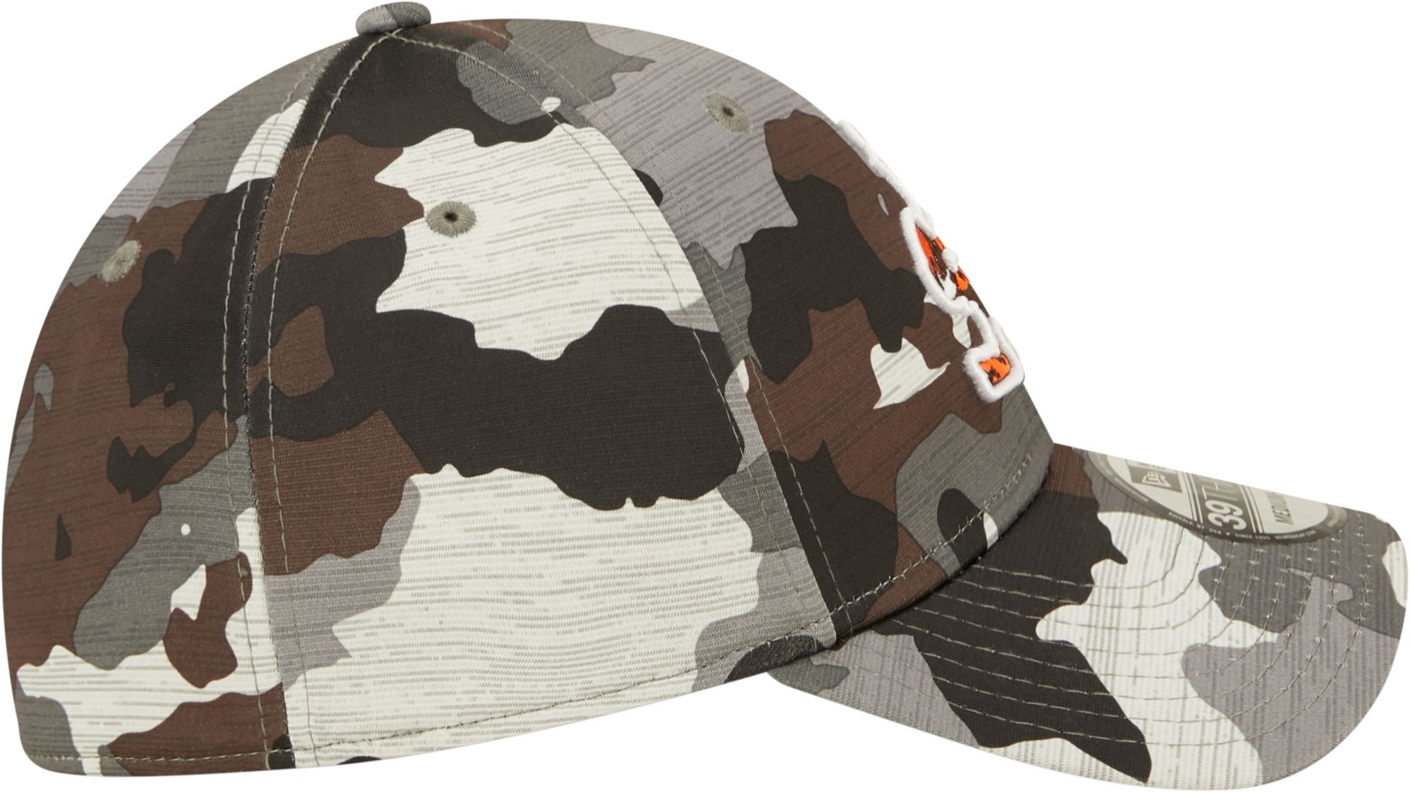 New Era Men's Cleveland Browns Sideline Training Camp 2022 Camouflage 39Thirty Stretch Fit Hat product image