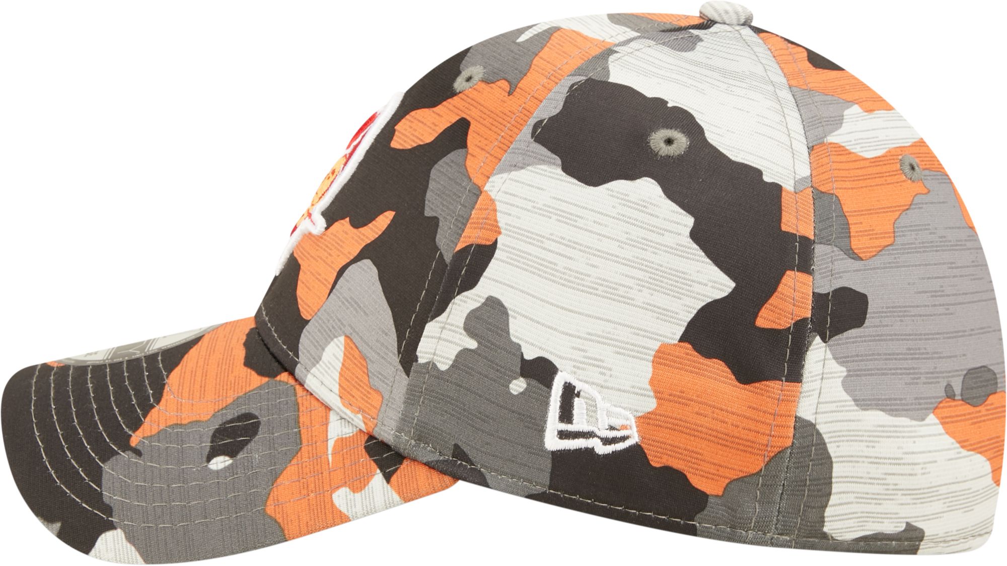 New Era Men's Tampa Bay Buccaneers Sideline Training Camp 2022 Camouflage 39Thirty Stretch Fit Hat product image
