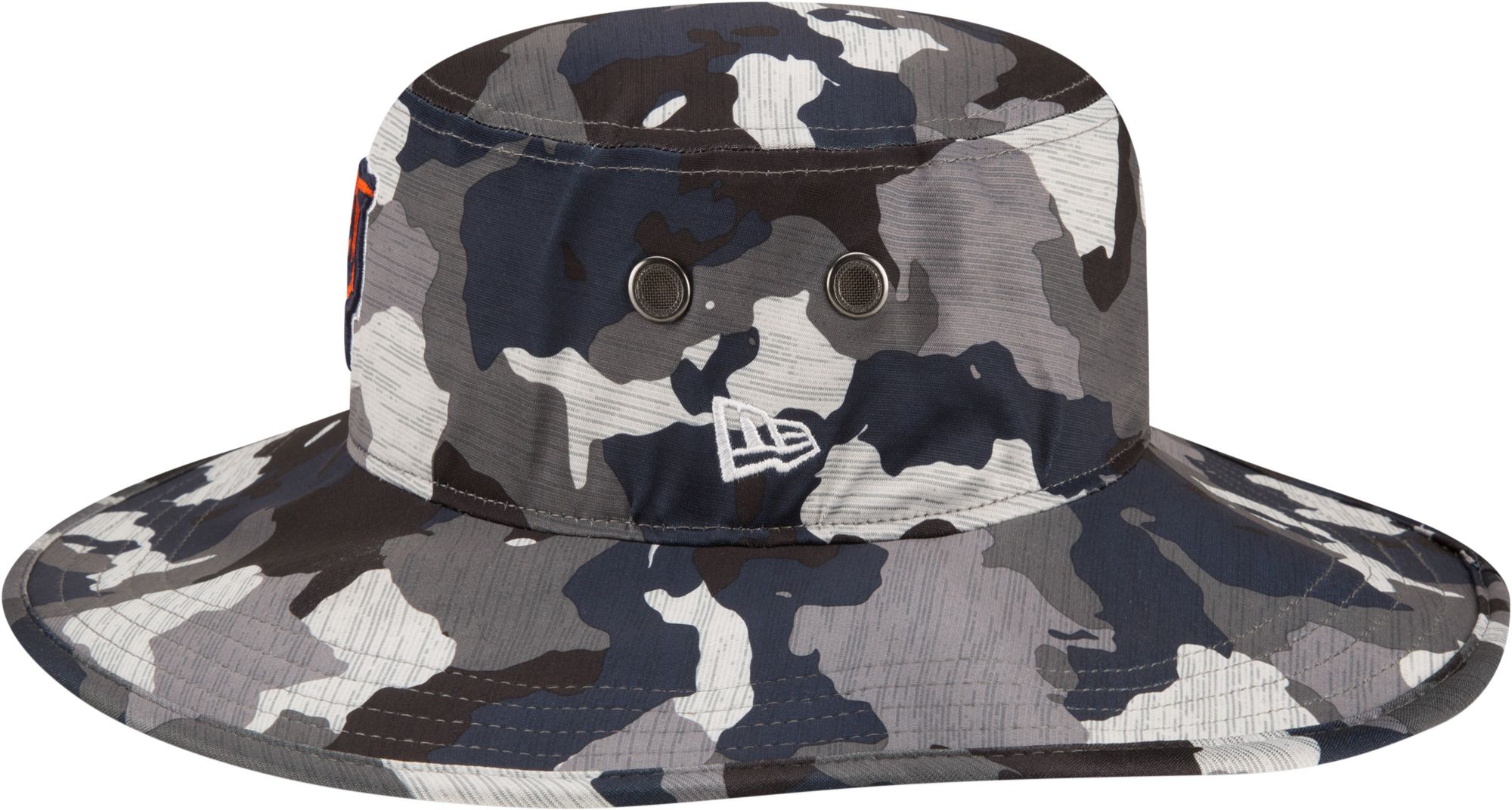 New Era Men's Chicago Bears Training Camp 2022 Sideline Panama Camouflage Bucket Hat product image
