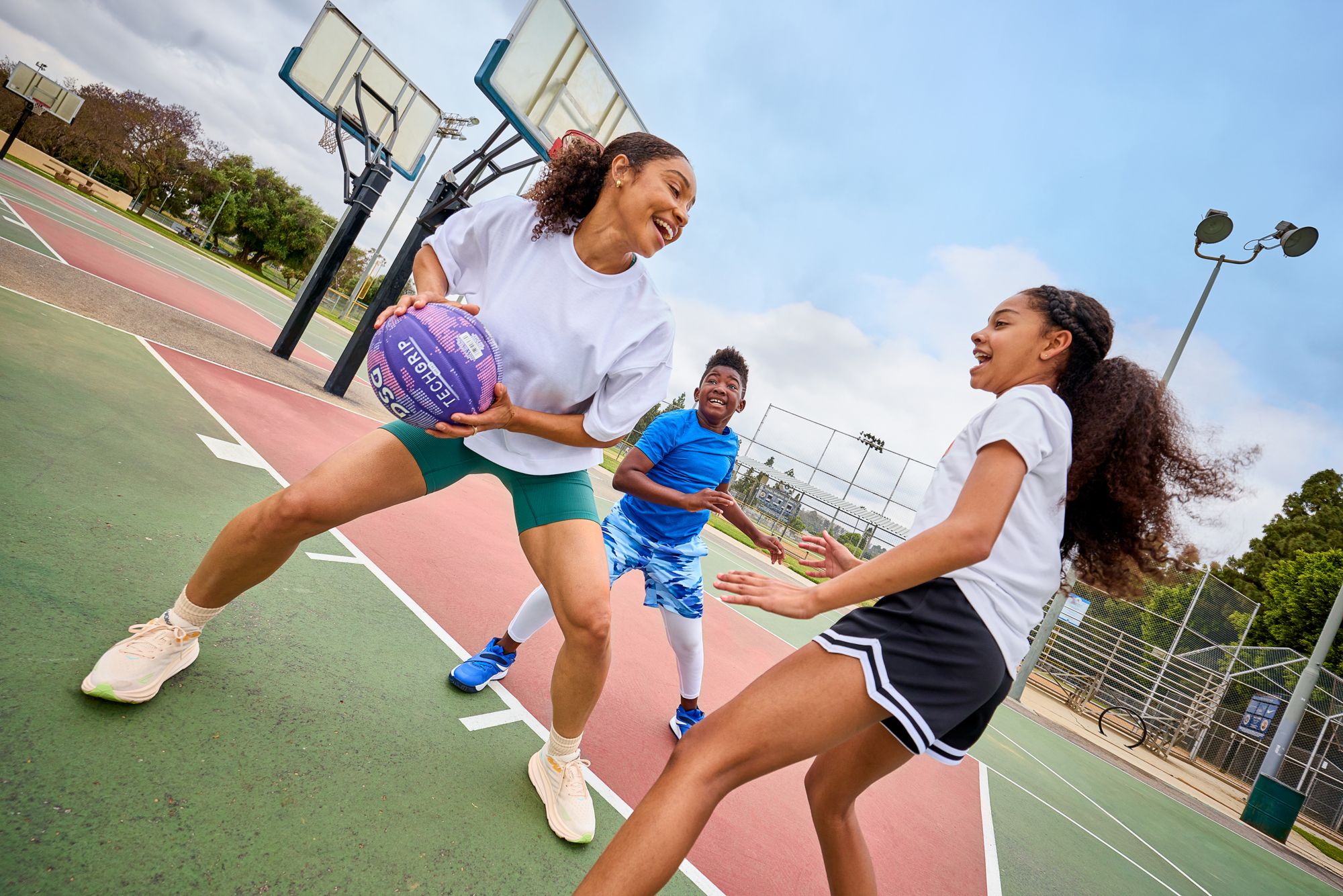 DSG Girls' Mid Rise Performance Mesh Shorts product image