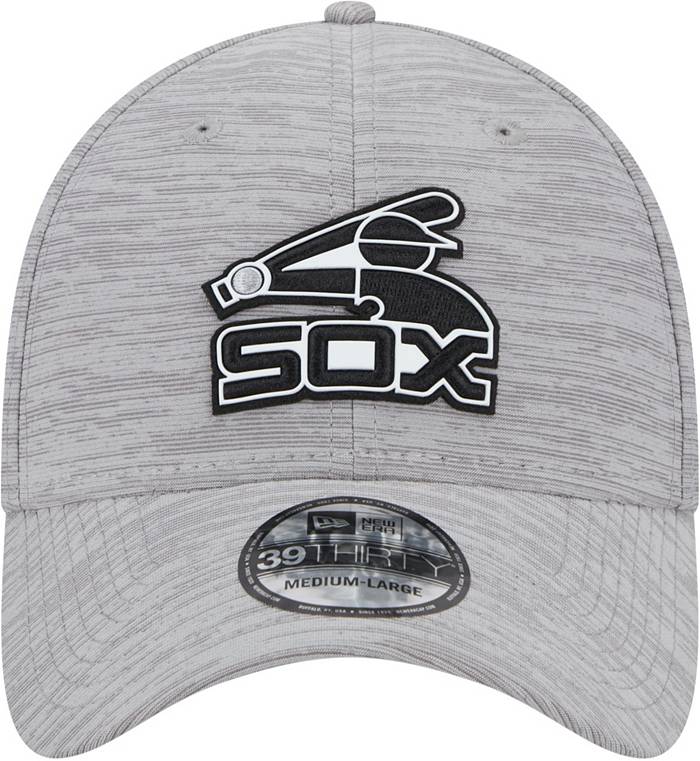 New Era Men's Chicago White Sox Clubhouse Black 39Thirty Stretch Fit H
